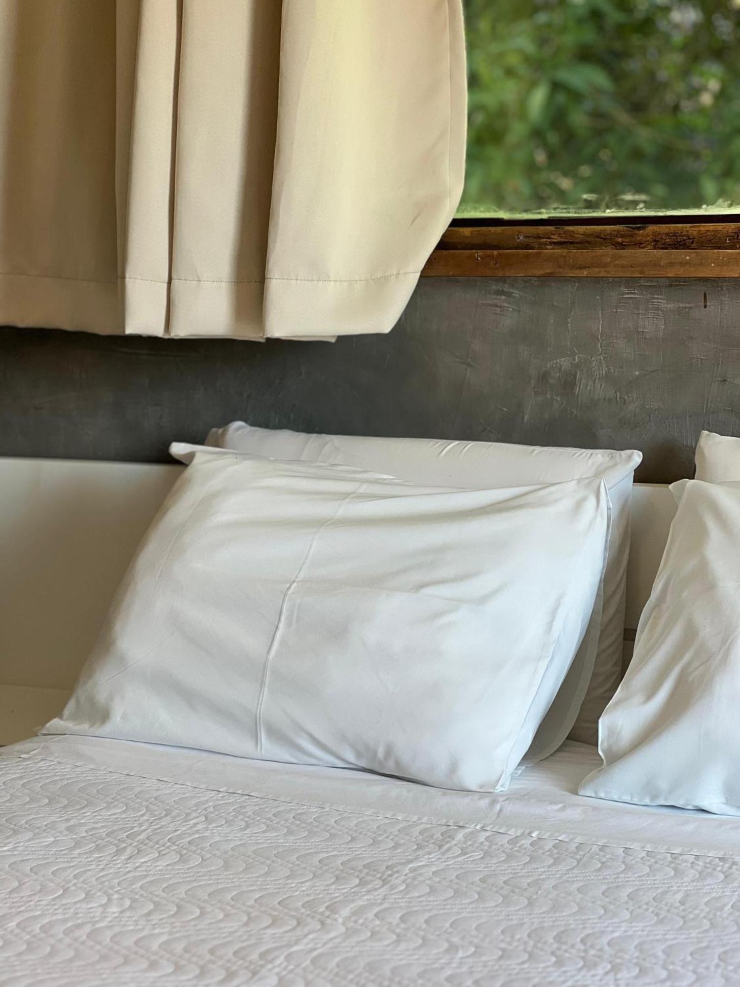 Deluxe Double Room Bath