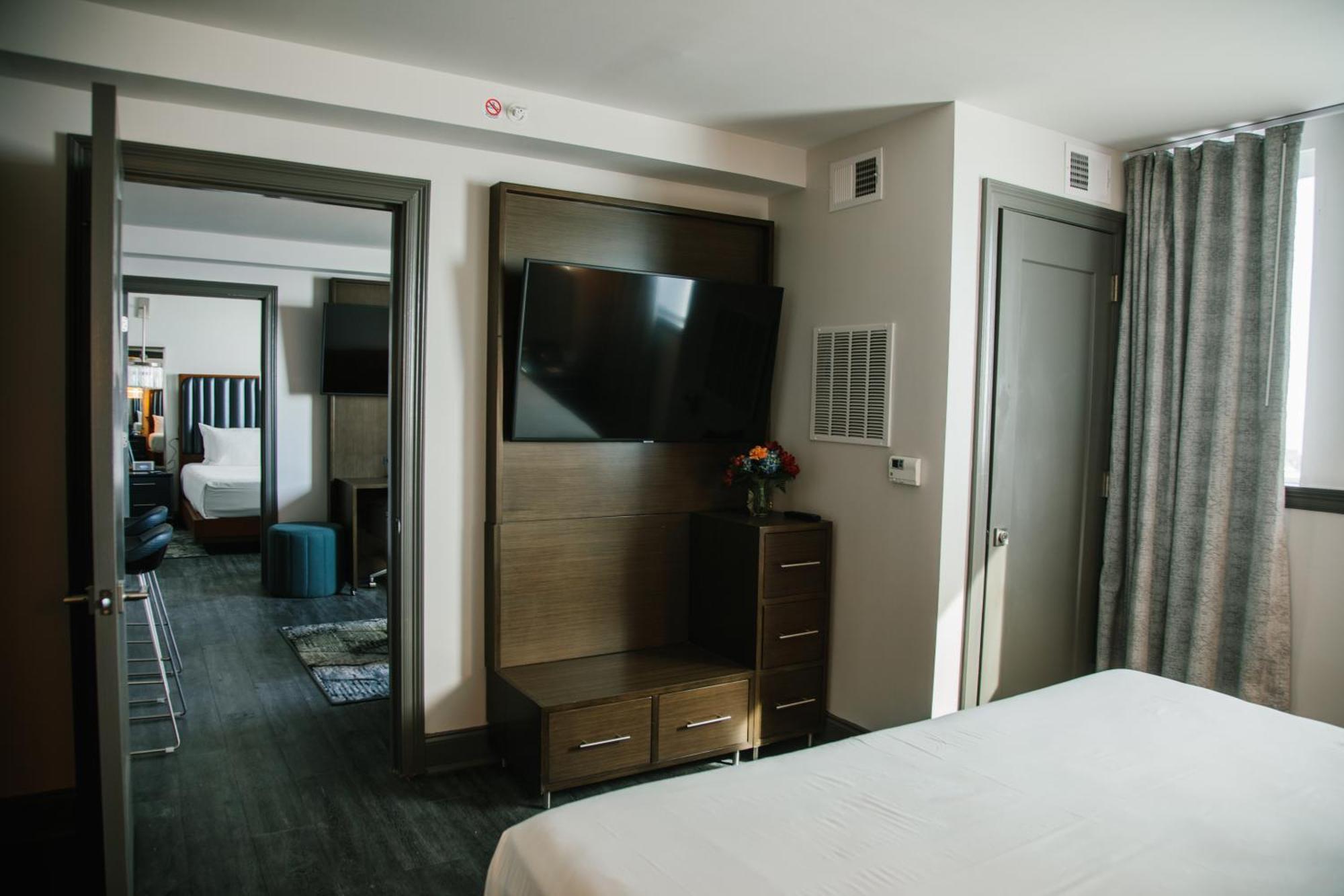 Two-Bedroom King Luxury Suite