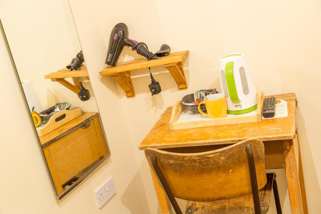 Chambre Double ou Lits Jumeaux avec Douche