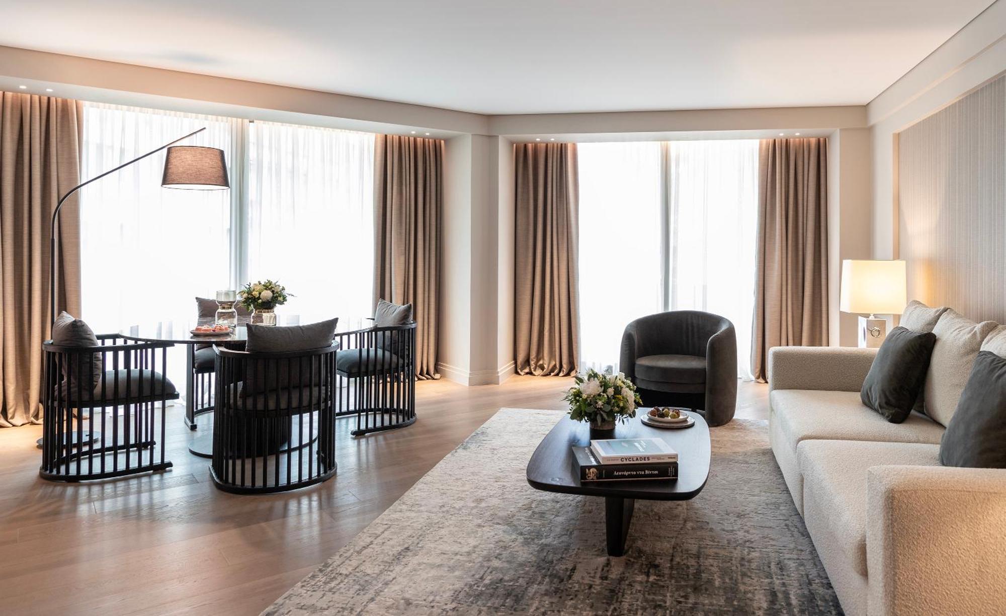 Deluxe City View Suite