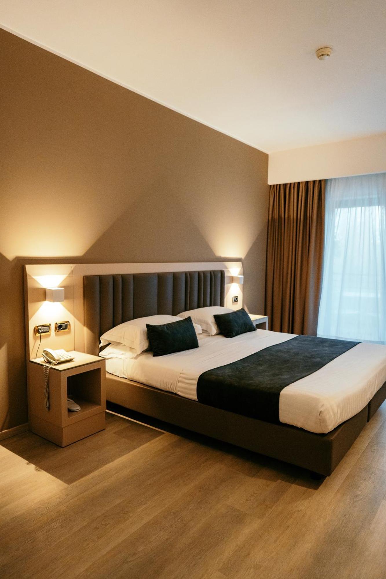 Superior Double Room Balcony