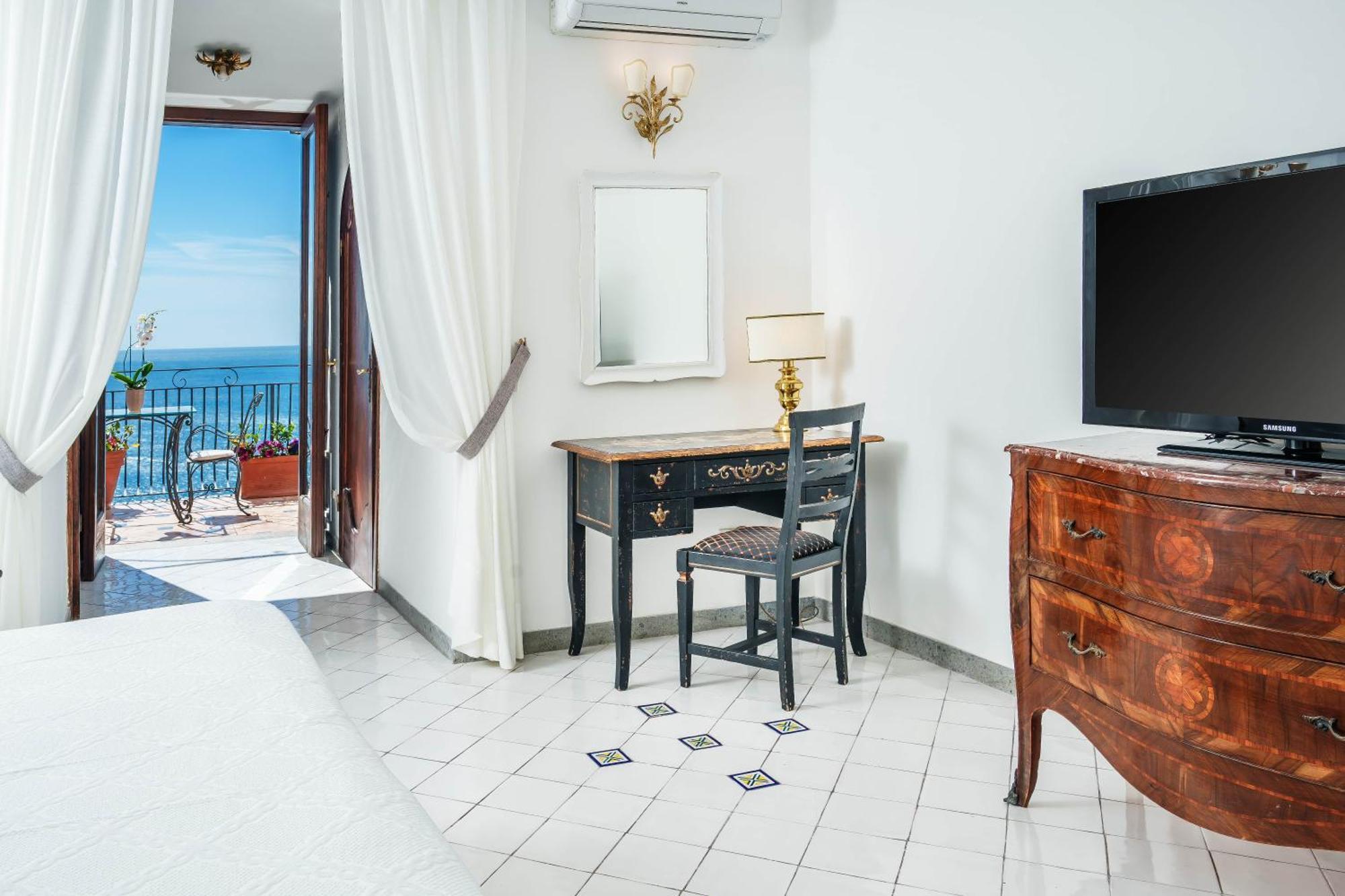 Superior Double Room Sea View