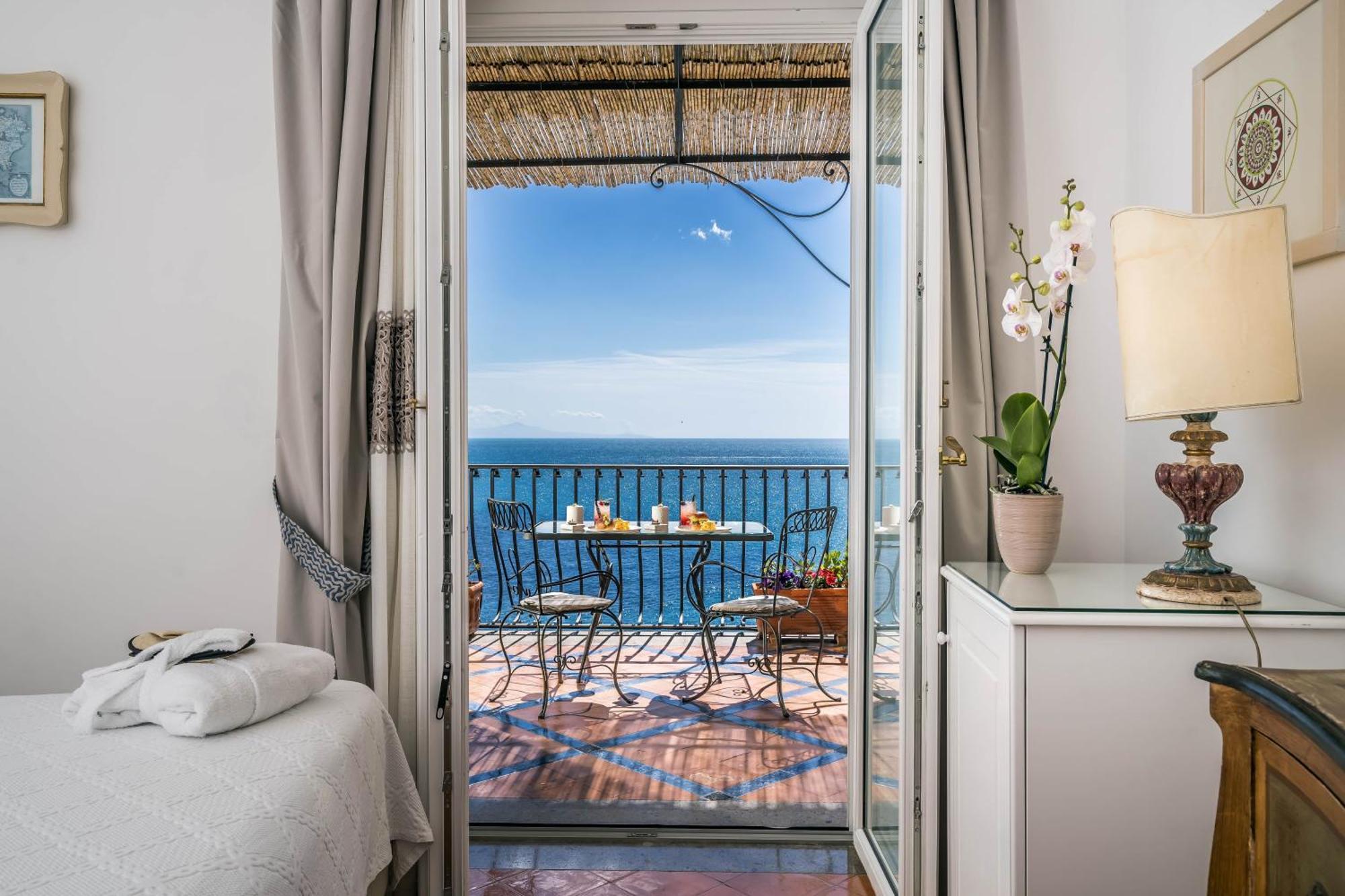 Superior Double Room Sea View