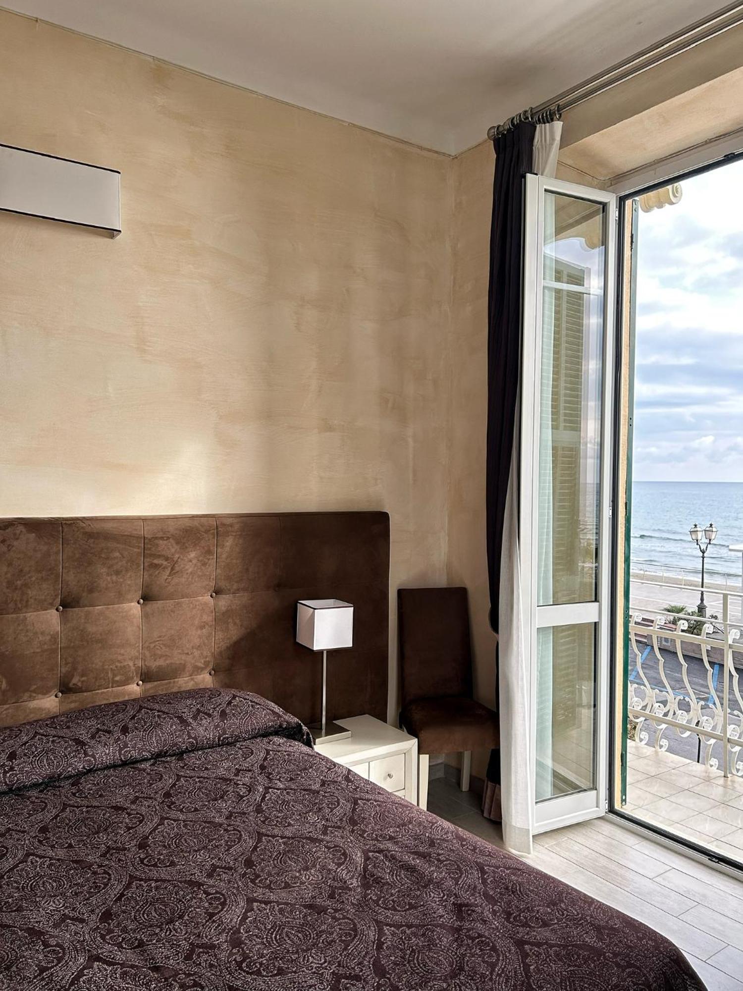 Double Room Sea View Balcony