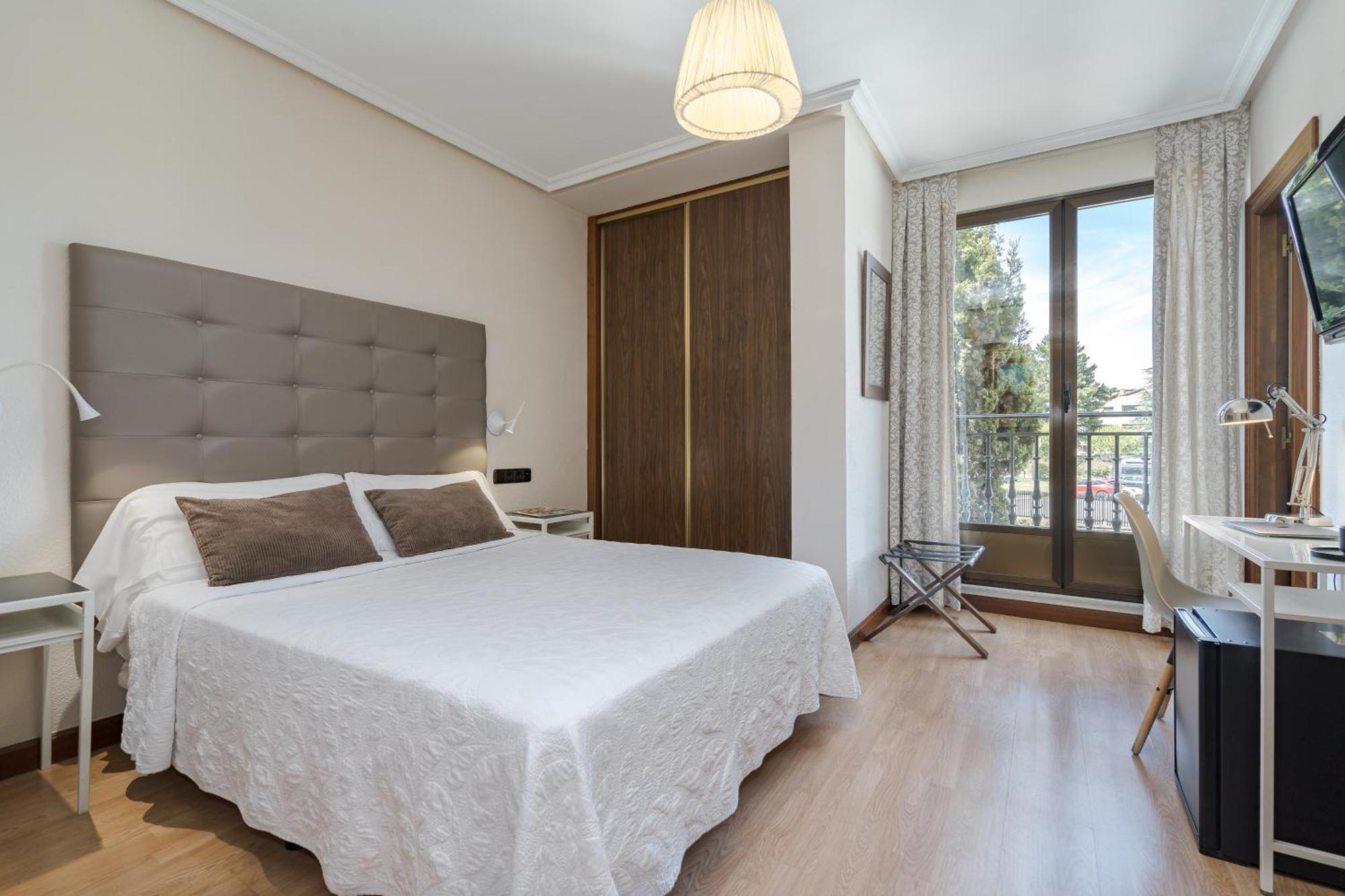 Double or Twin Room,1601682071:JPEG