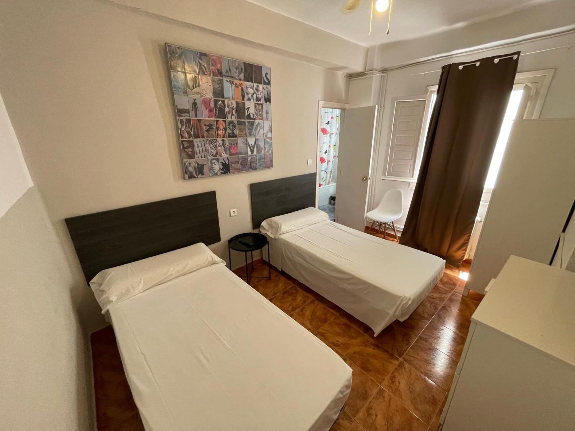 Double Room Private Bathroom