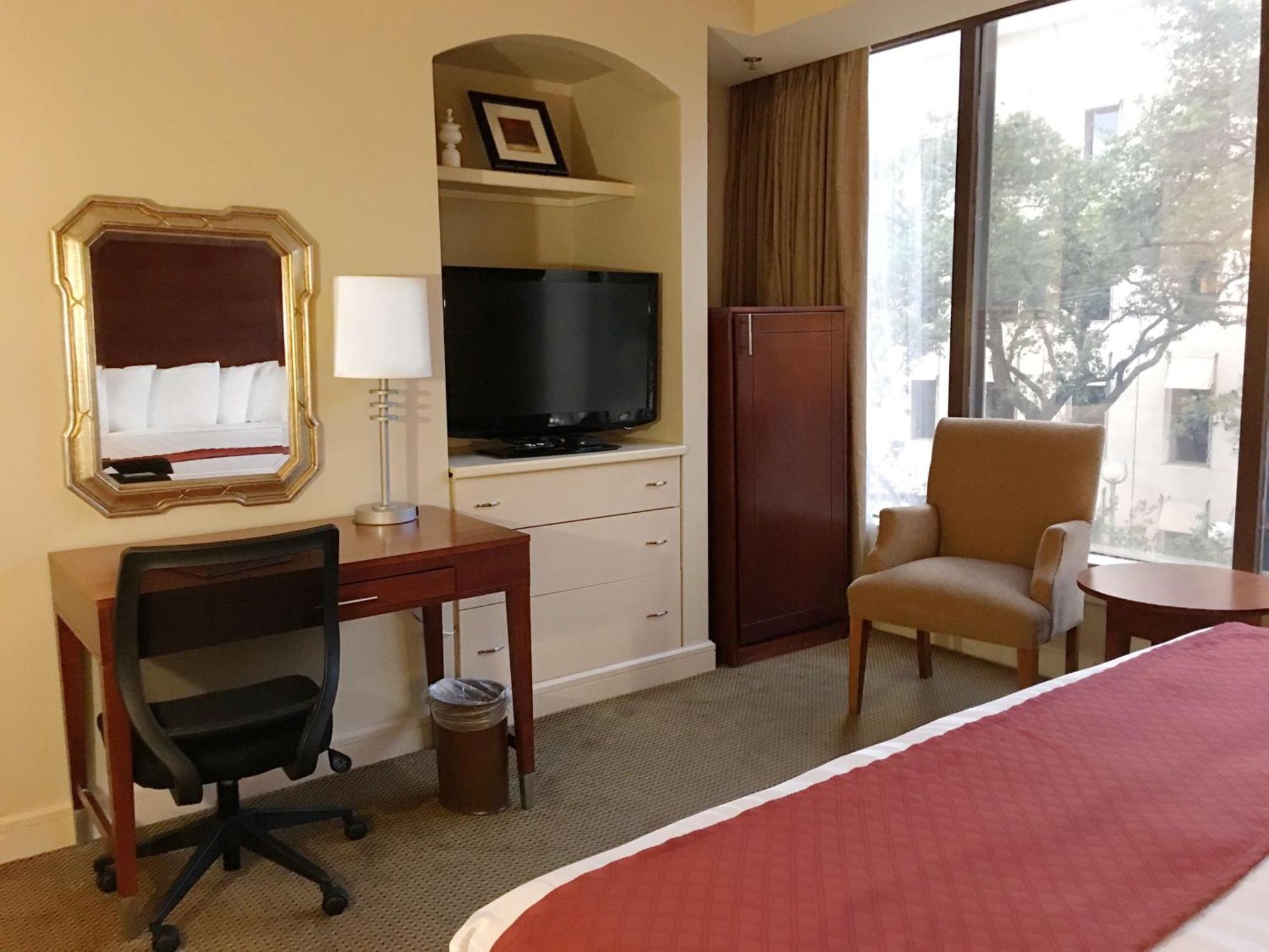 Queen Room City View