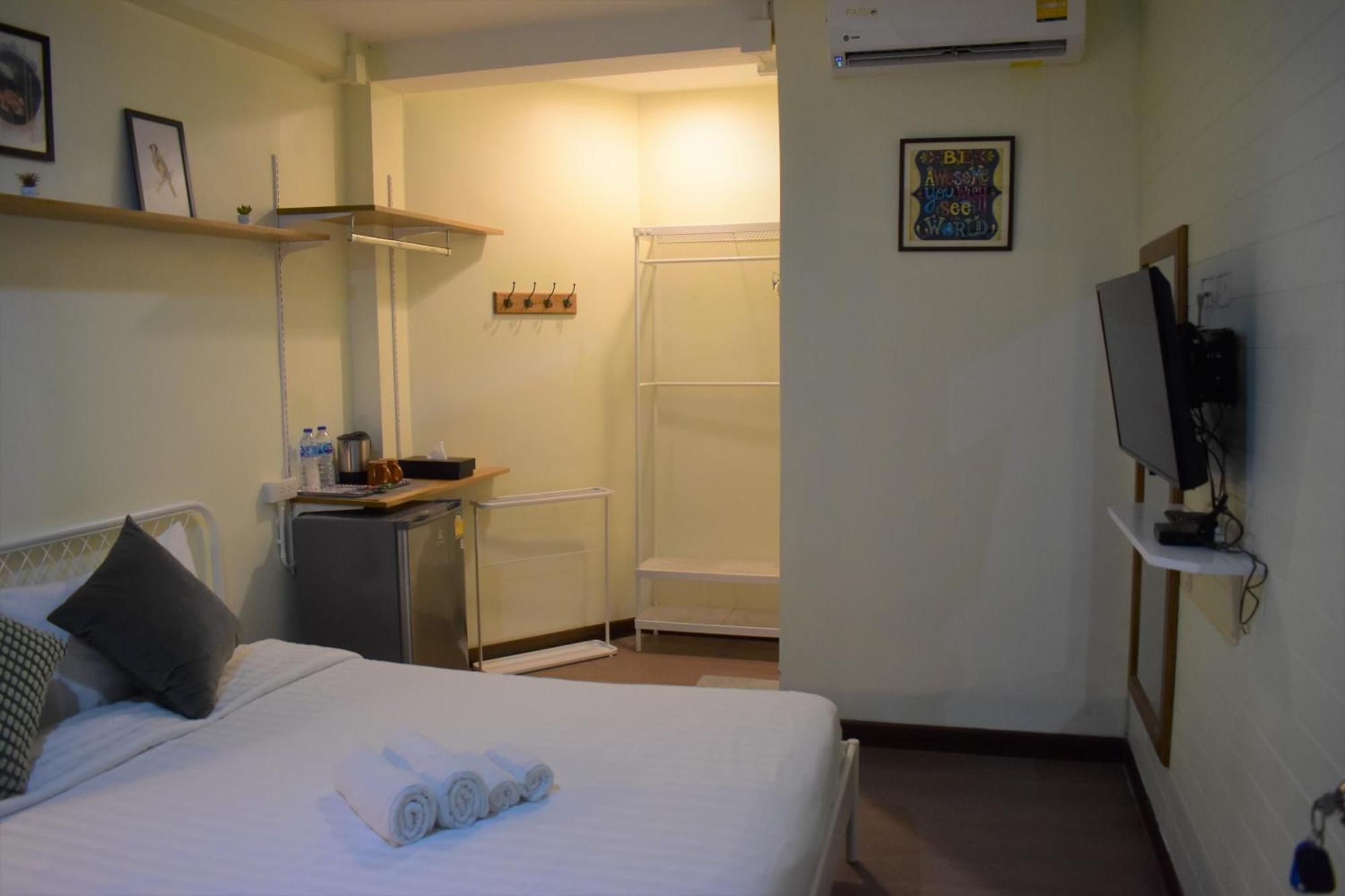 Double Room Private Bathroom