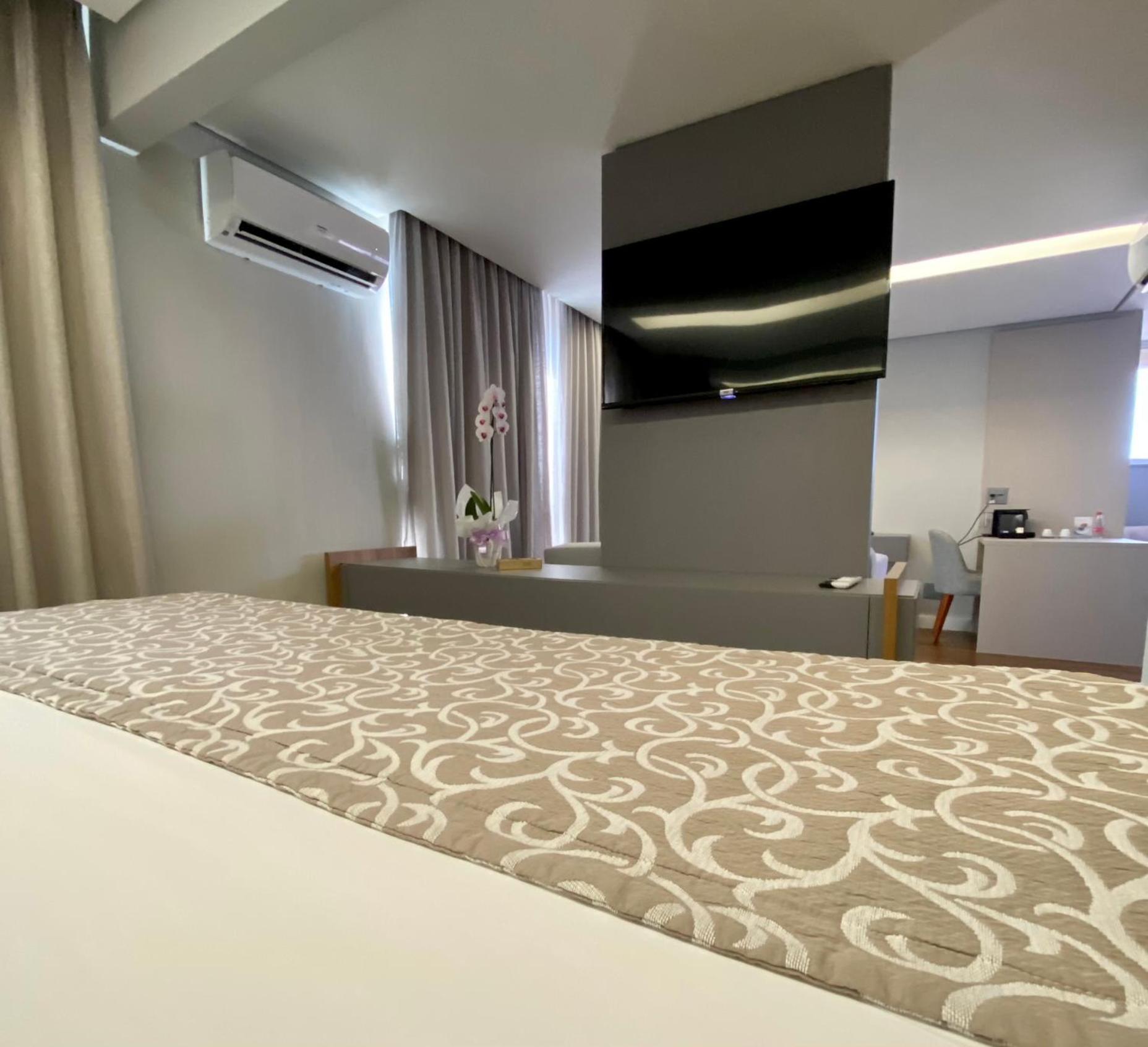 Penthouse Suite Spa Bath Panoramic View