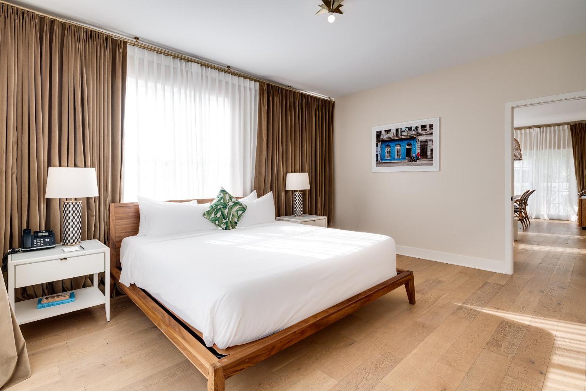 Grand One Bedroom King Suite Balcony