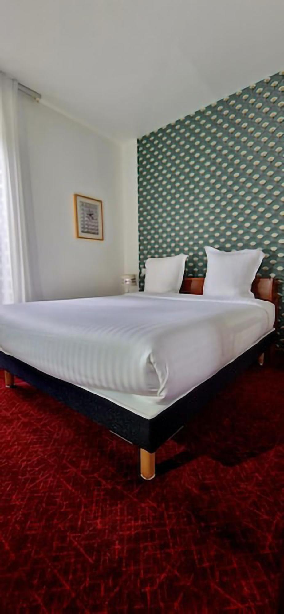 Double Room,1602332419:JPEG
