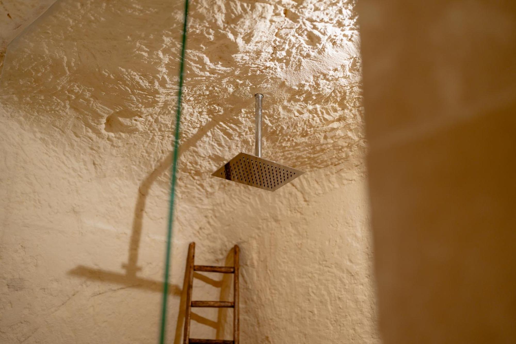 Junior Suite Cave