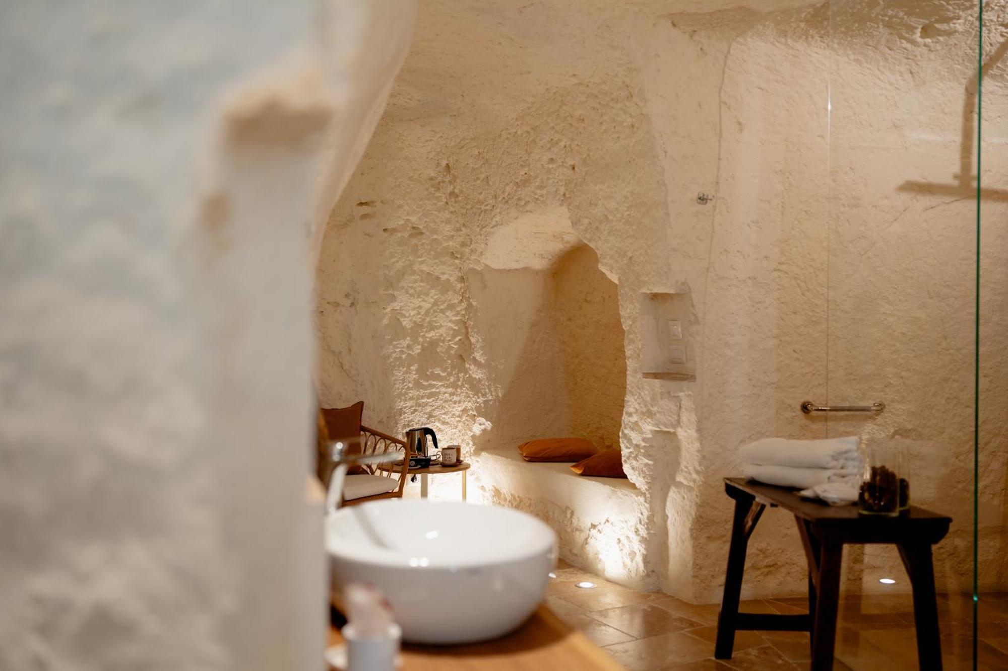 Junior Suite Cave