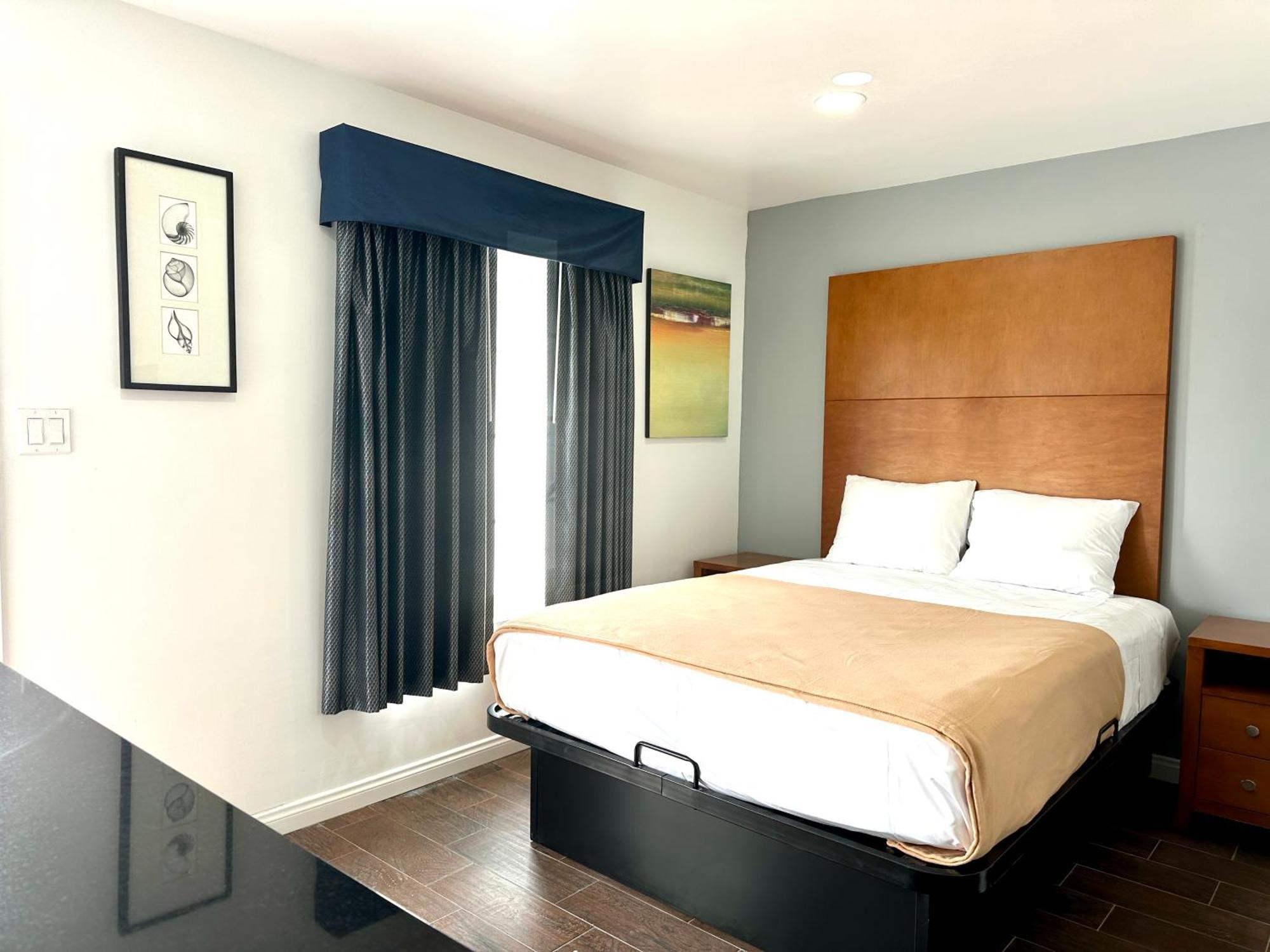 Deluxe Queen Room,1602687282:JPEG