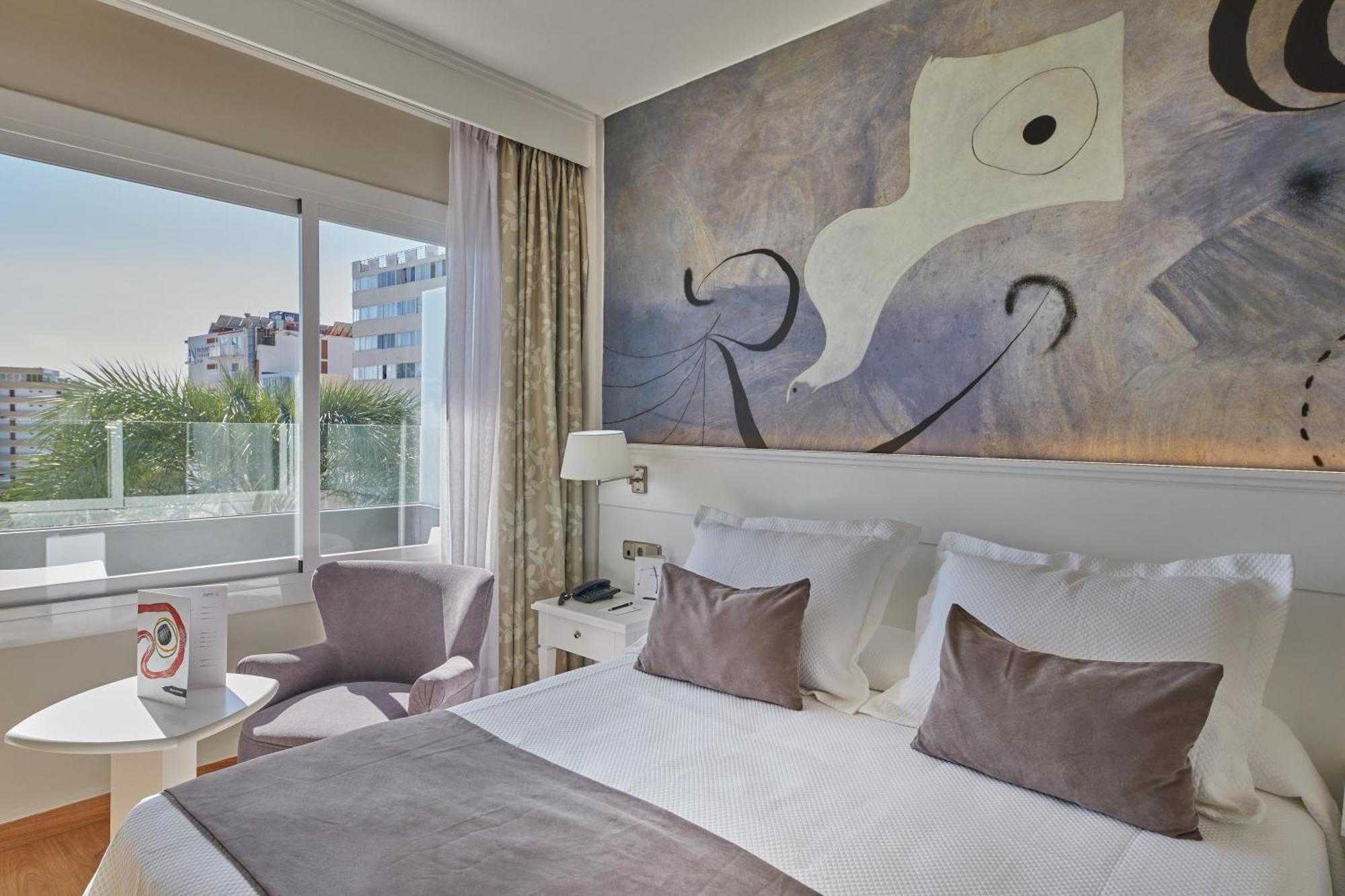 Double or Twin Room Balcony