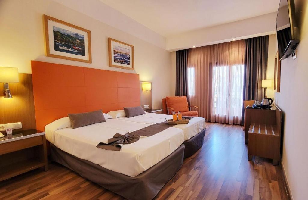 Double Room,262433145:JPEG
