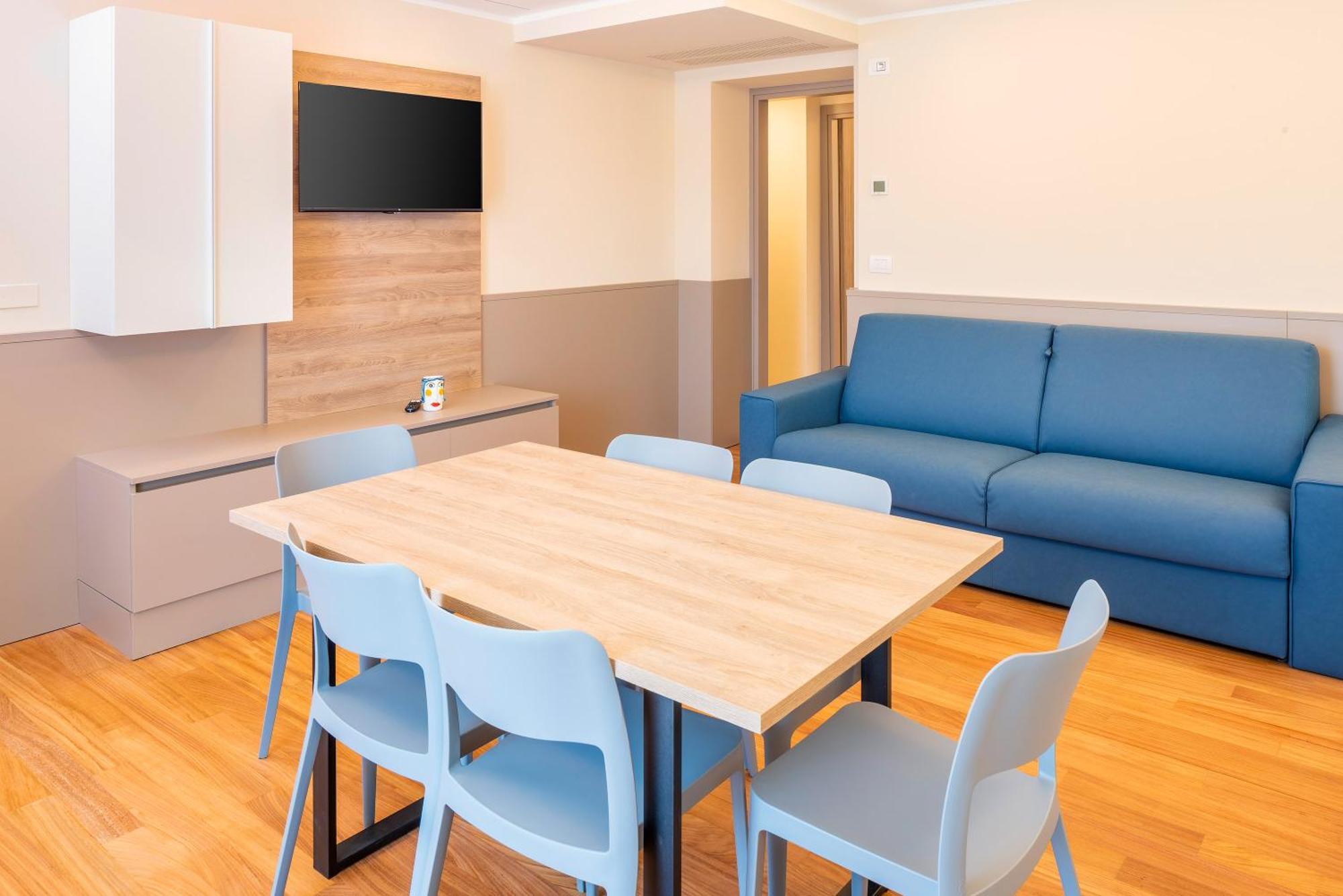 Two-Bedroom Deluxe Apartment