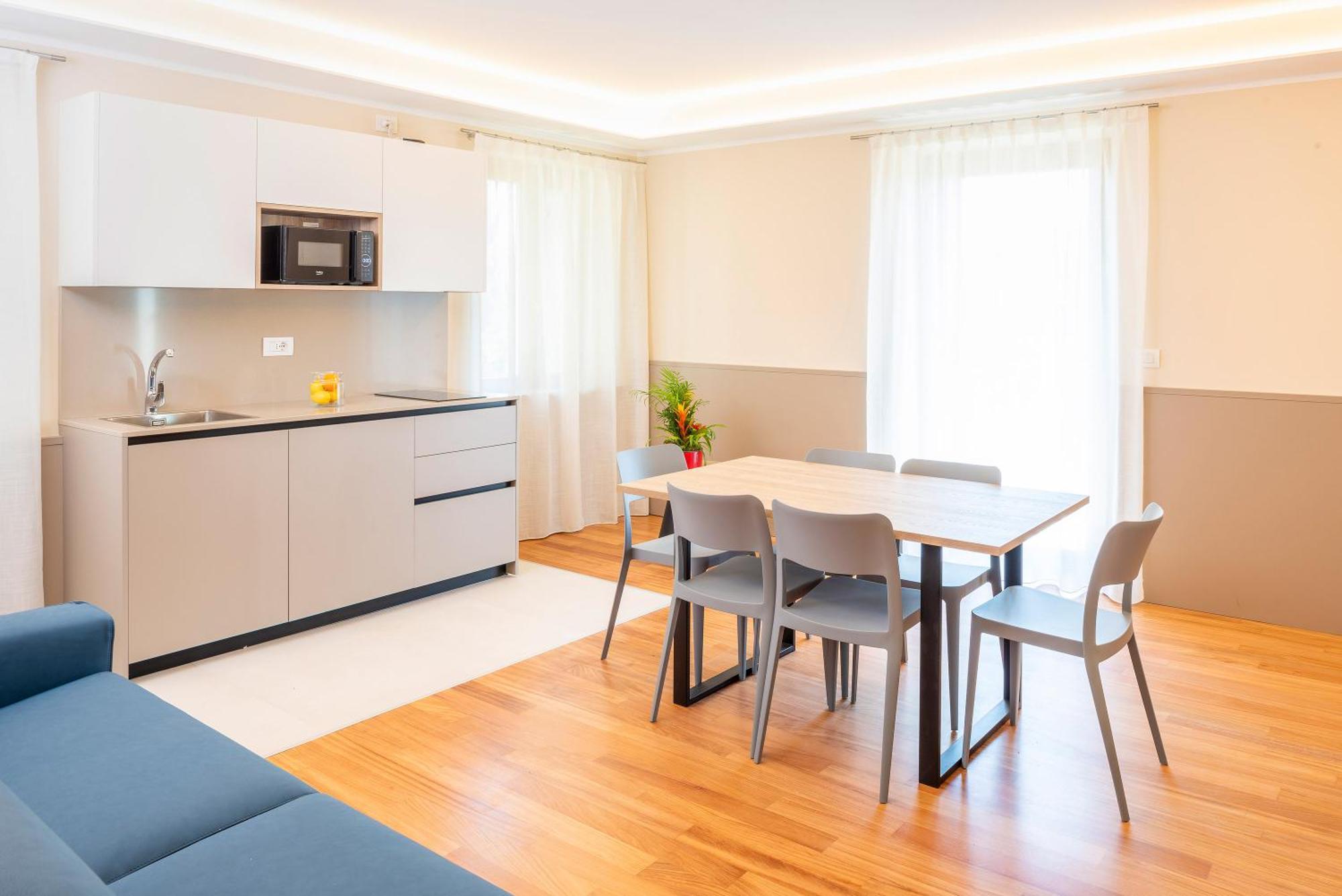 Two-Bedroom Deluxe Apartment