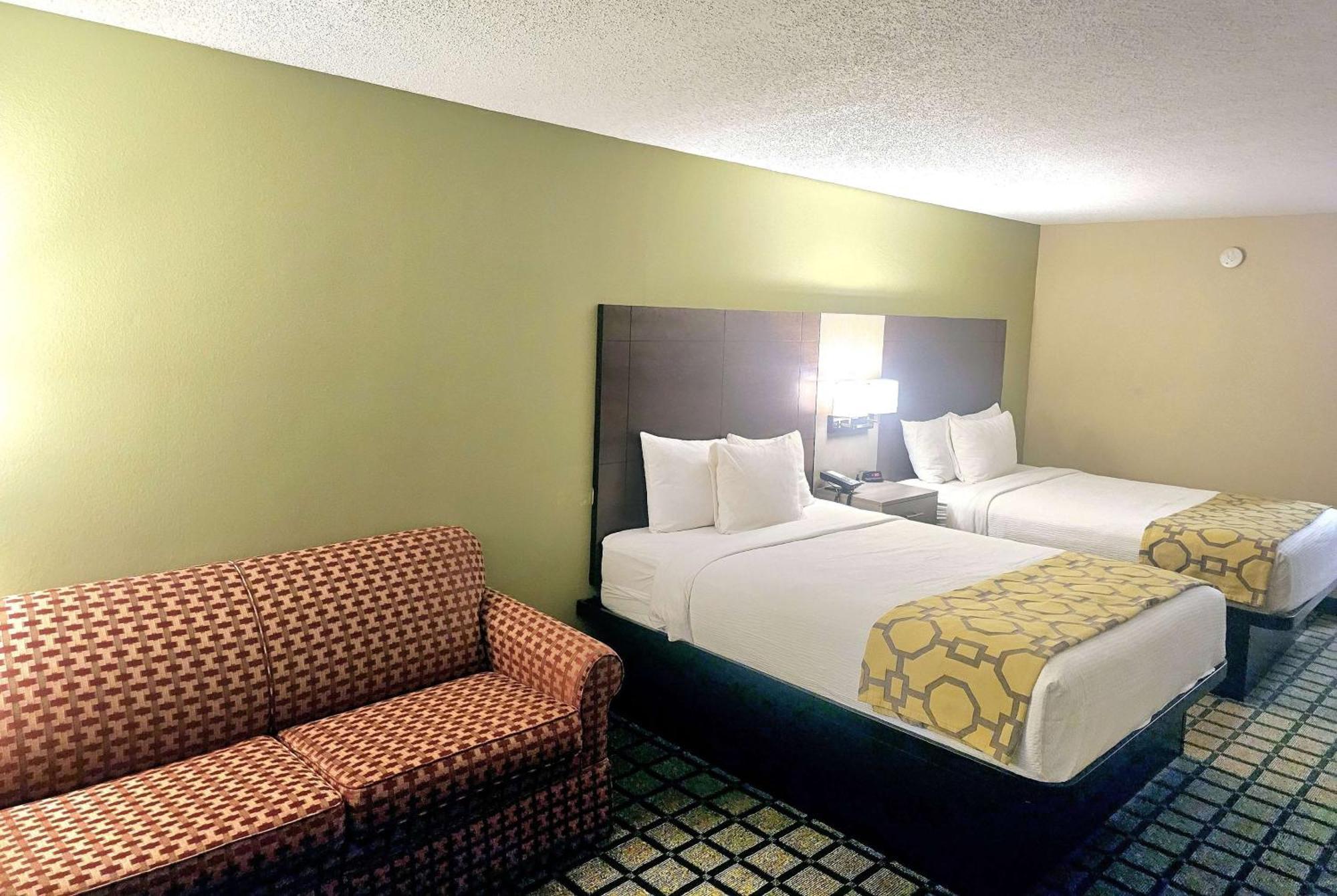 Queen Room Two Queen Beds Non-Smoking