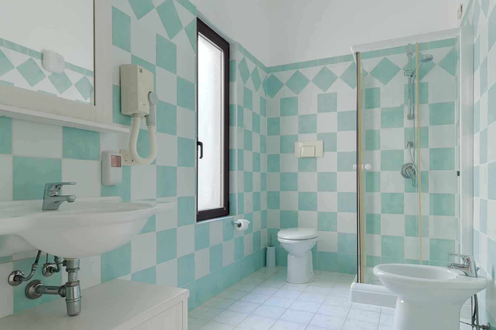 Standard Triple Room,1602956024:JPEG