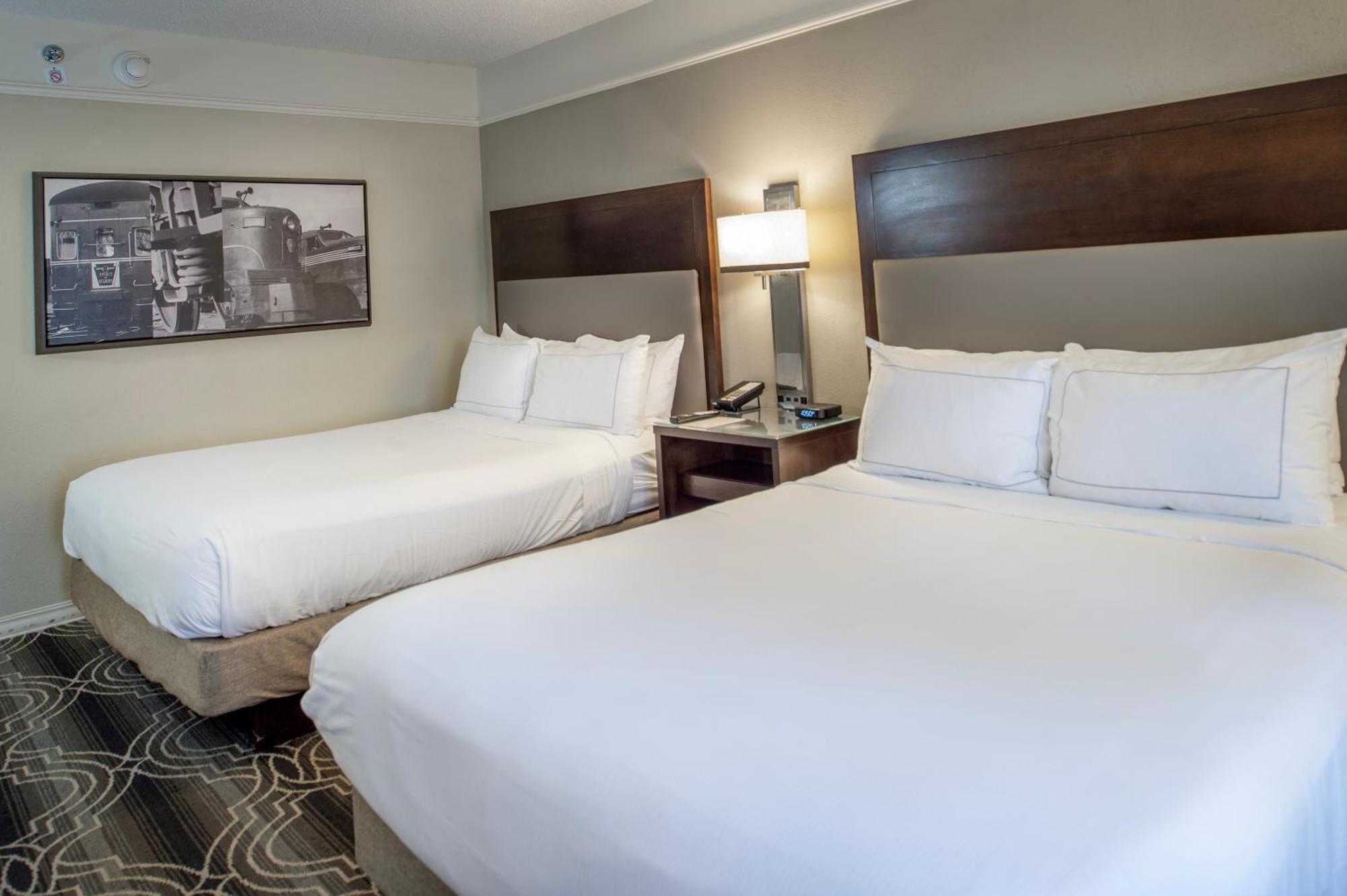 Deluxe Queen Room Two Queen Beds