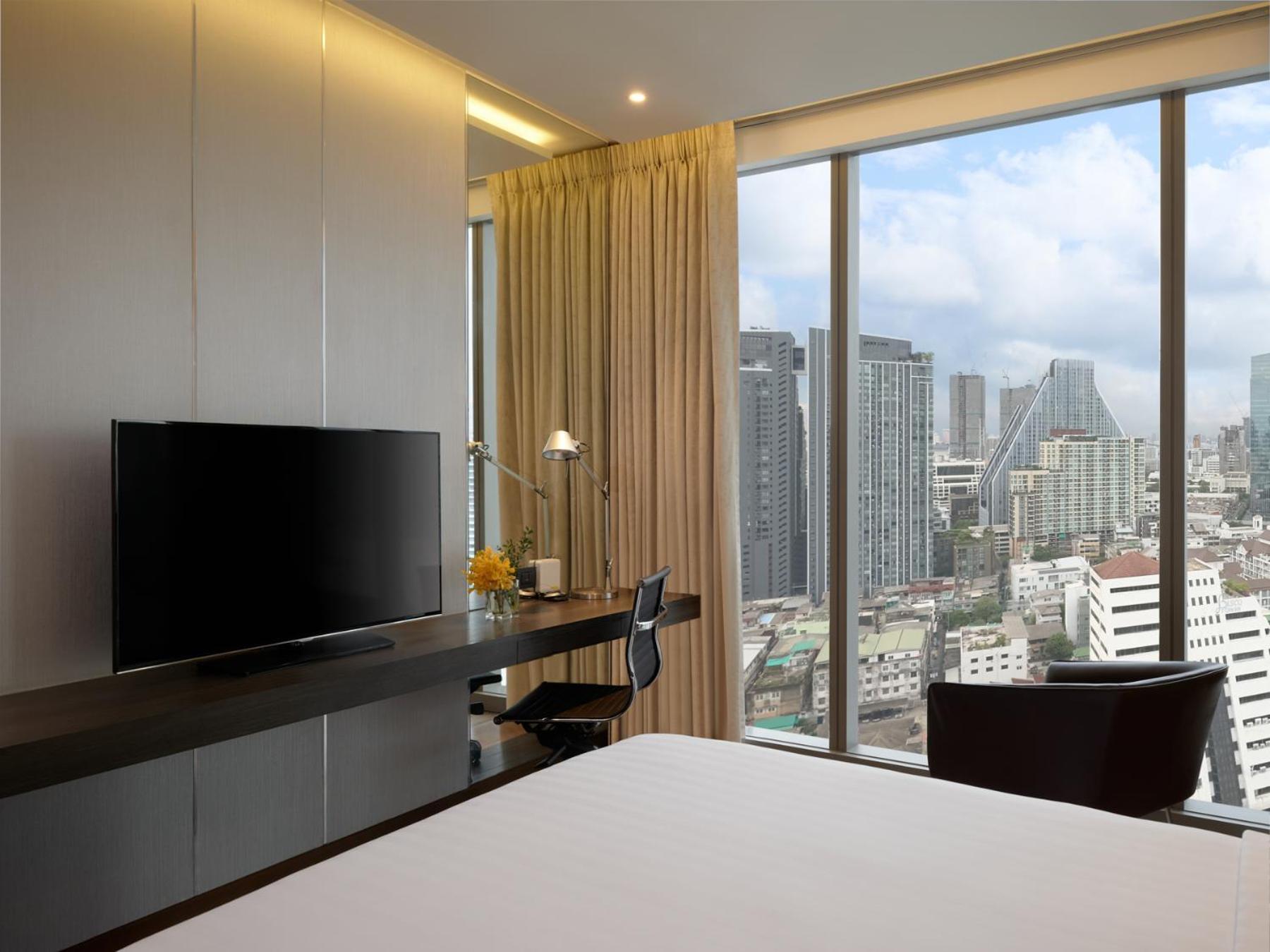 Club Double or Twin Room Lounge Access