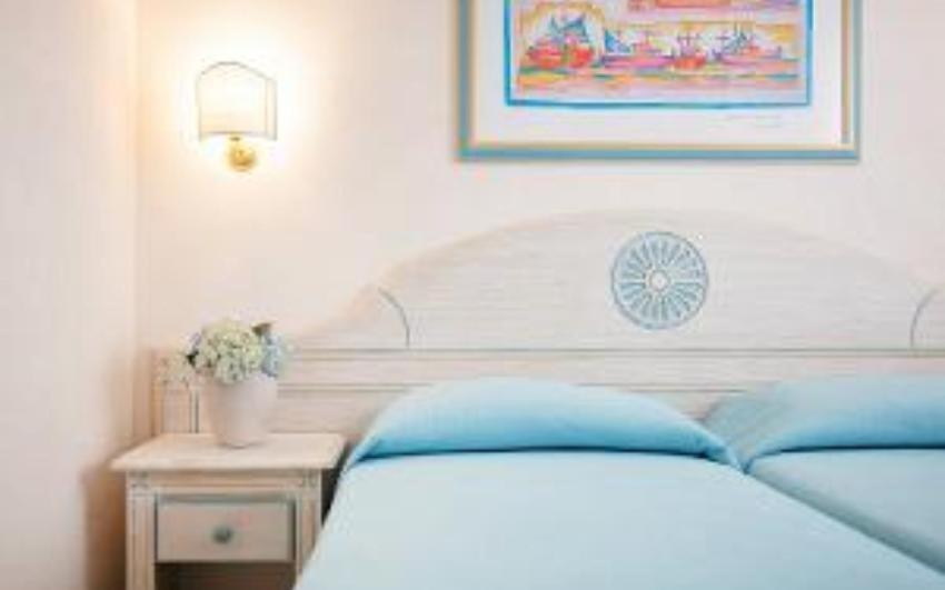 Double or Twin Room Garden View