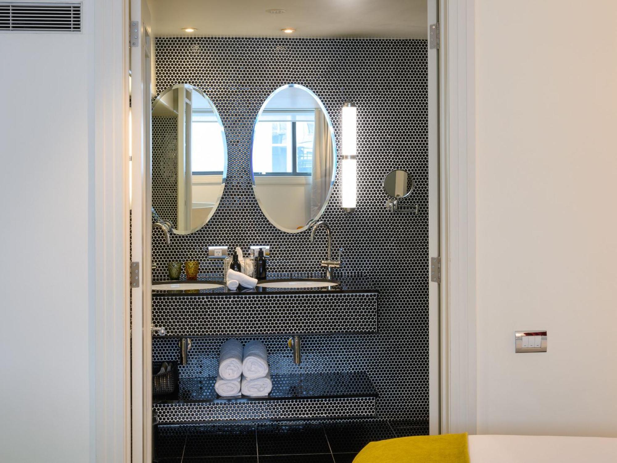 Loft Suite,1603735061:JPEG
