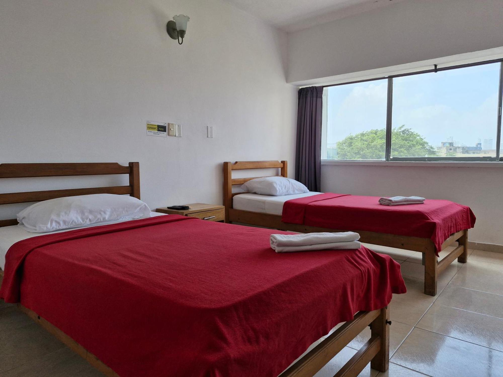Twin Room,1603736604:JPEG