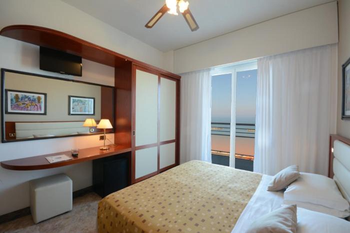 Economy Triple Room,1603745263:JPEG