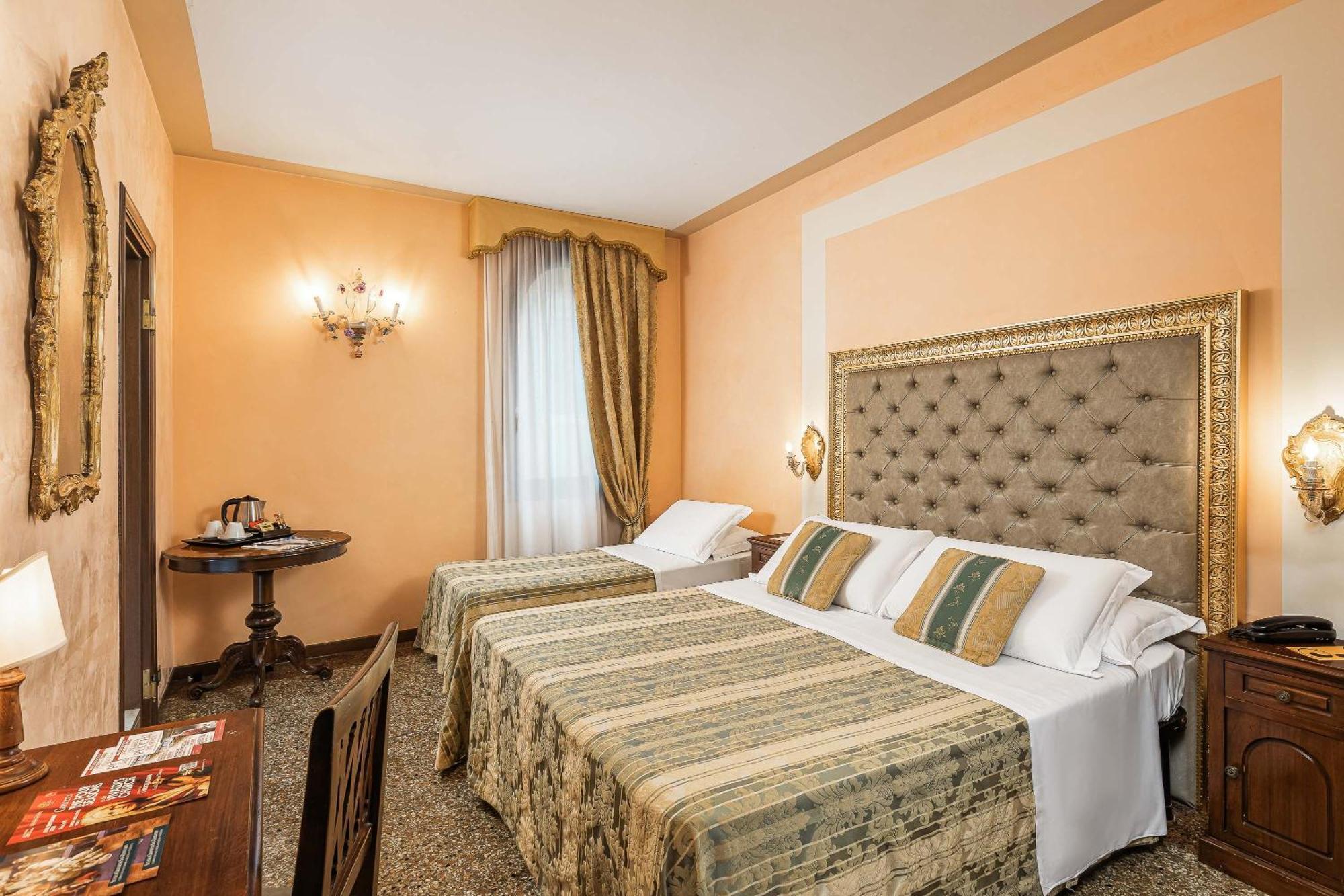 Classic Triple Room