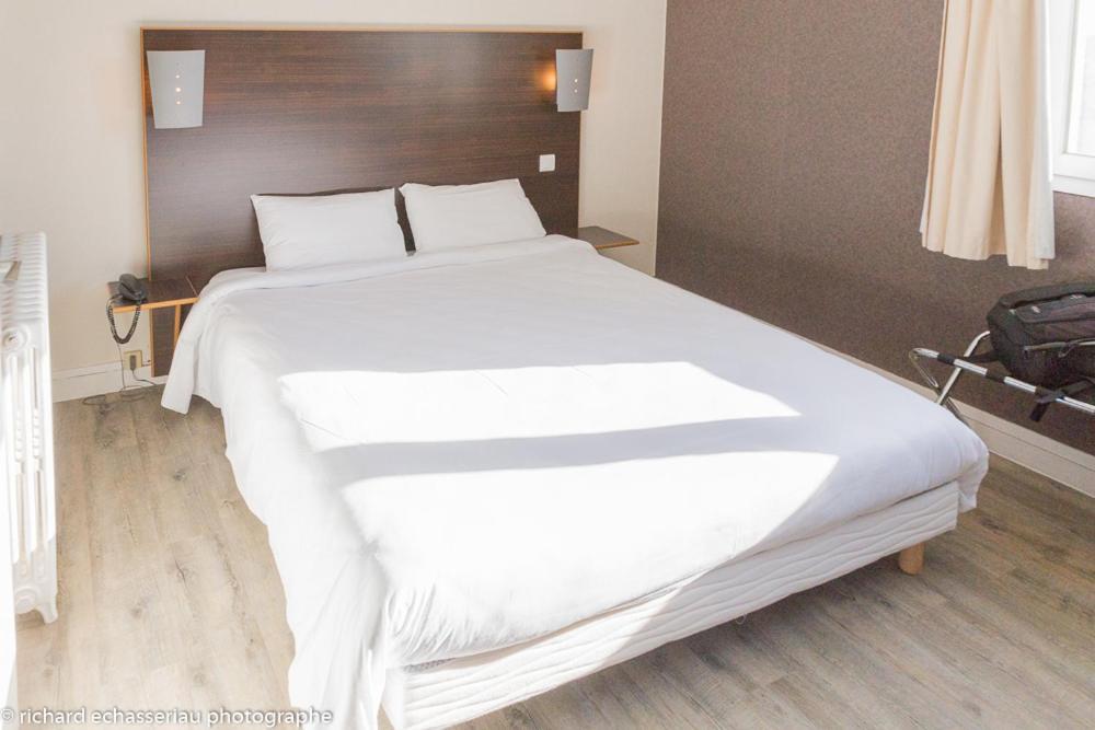 Premium Double Room,1604071296:JPEG