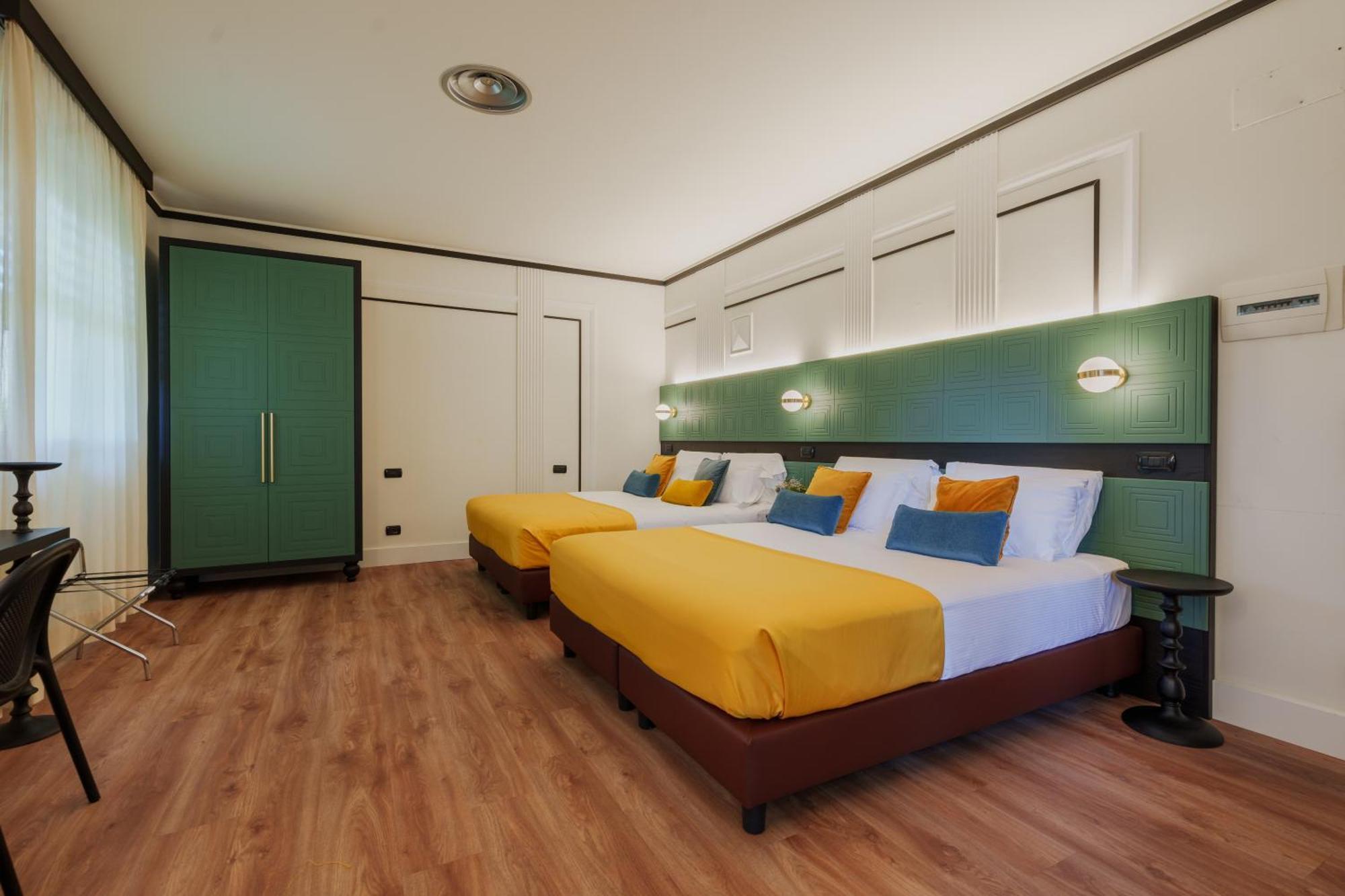 Deluxe Quadruple Room