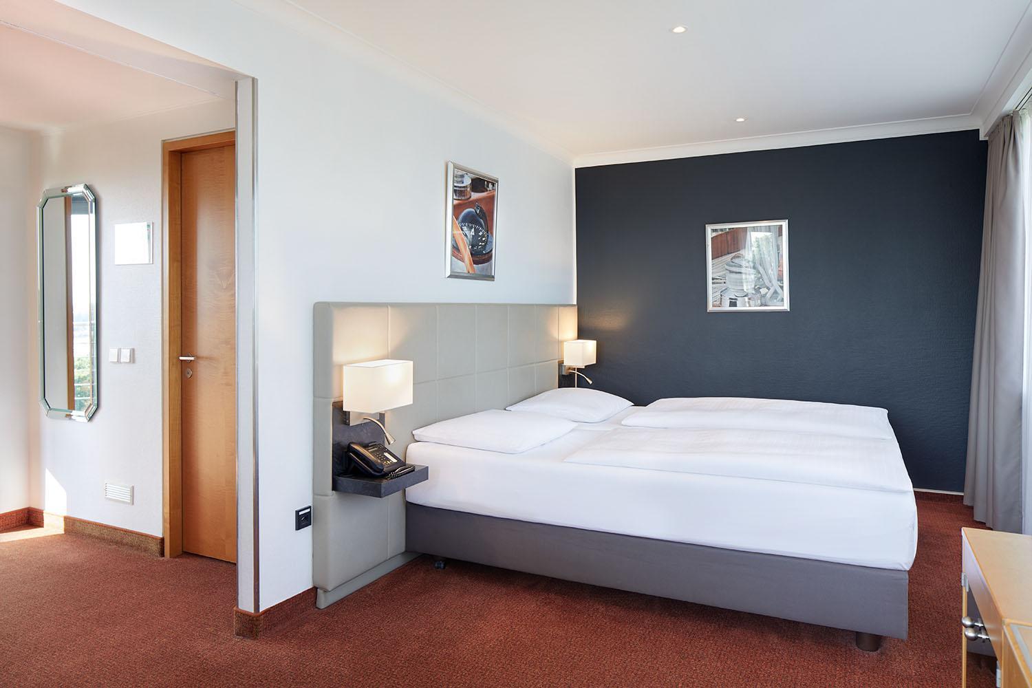 Captain Double Room