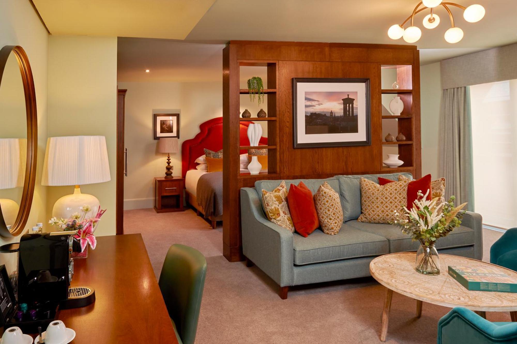 Signature Suite