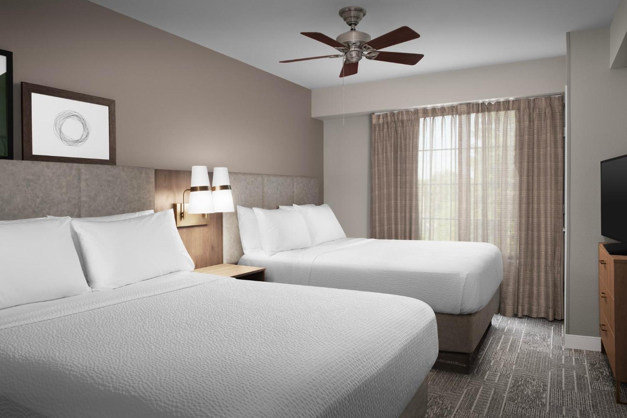 One-Bedroom Suite Two Queen Beds,1604082408:JPEG