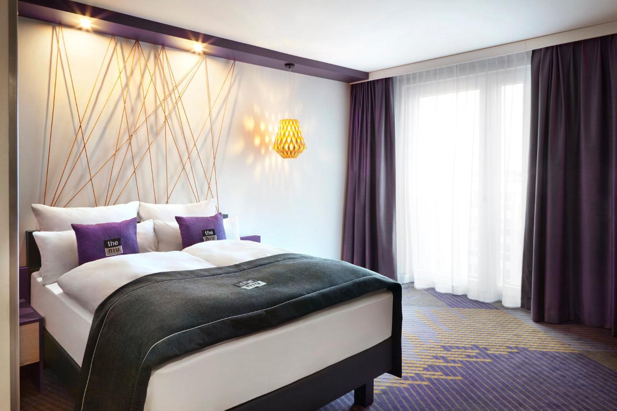 Premium Queen Room