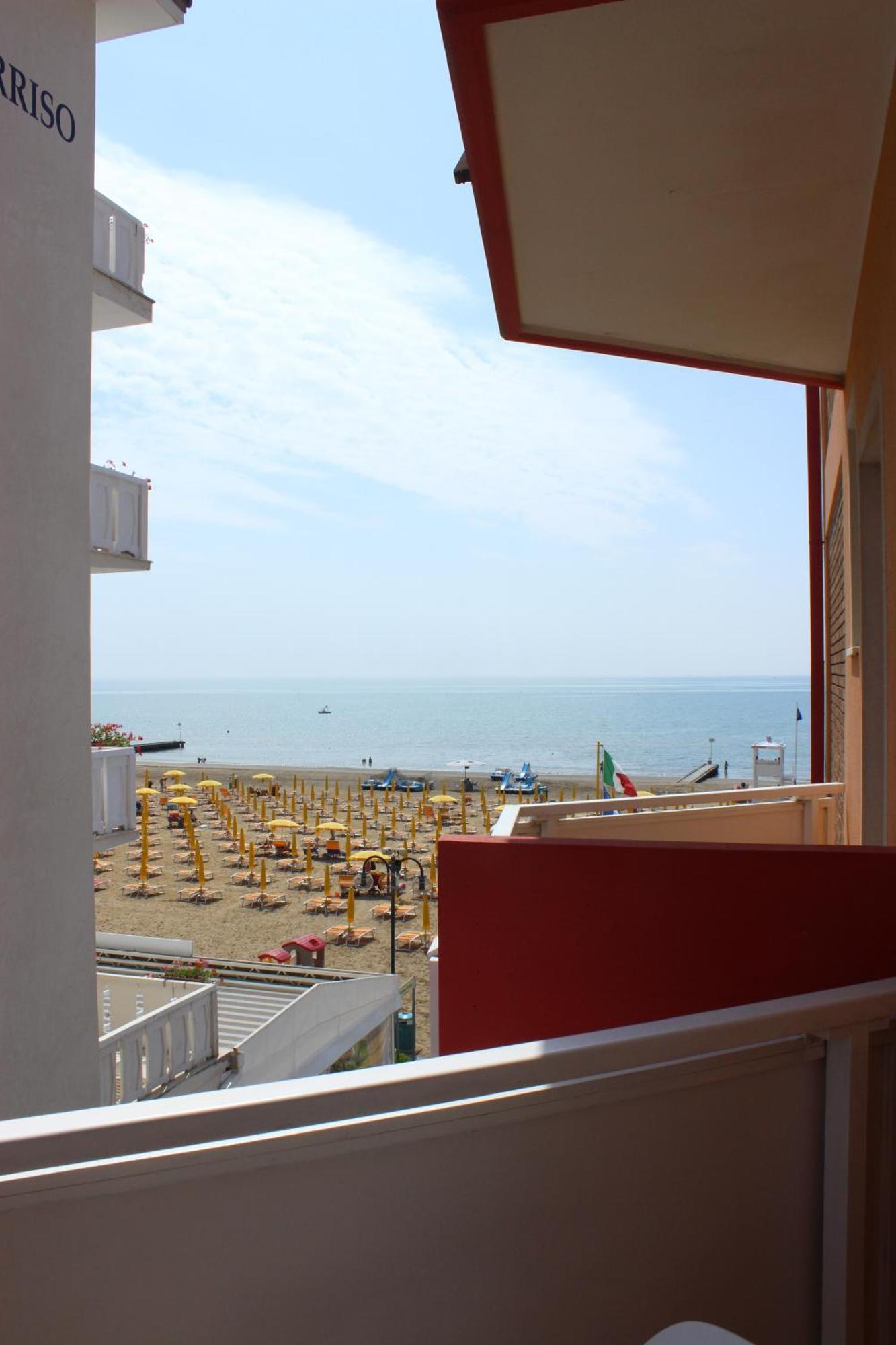 Triple Room partial sea view