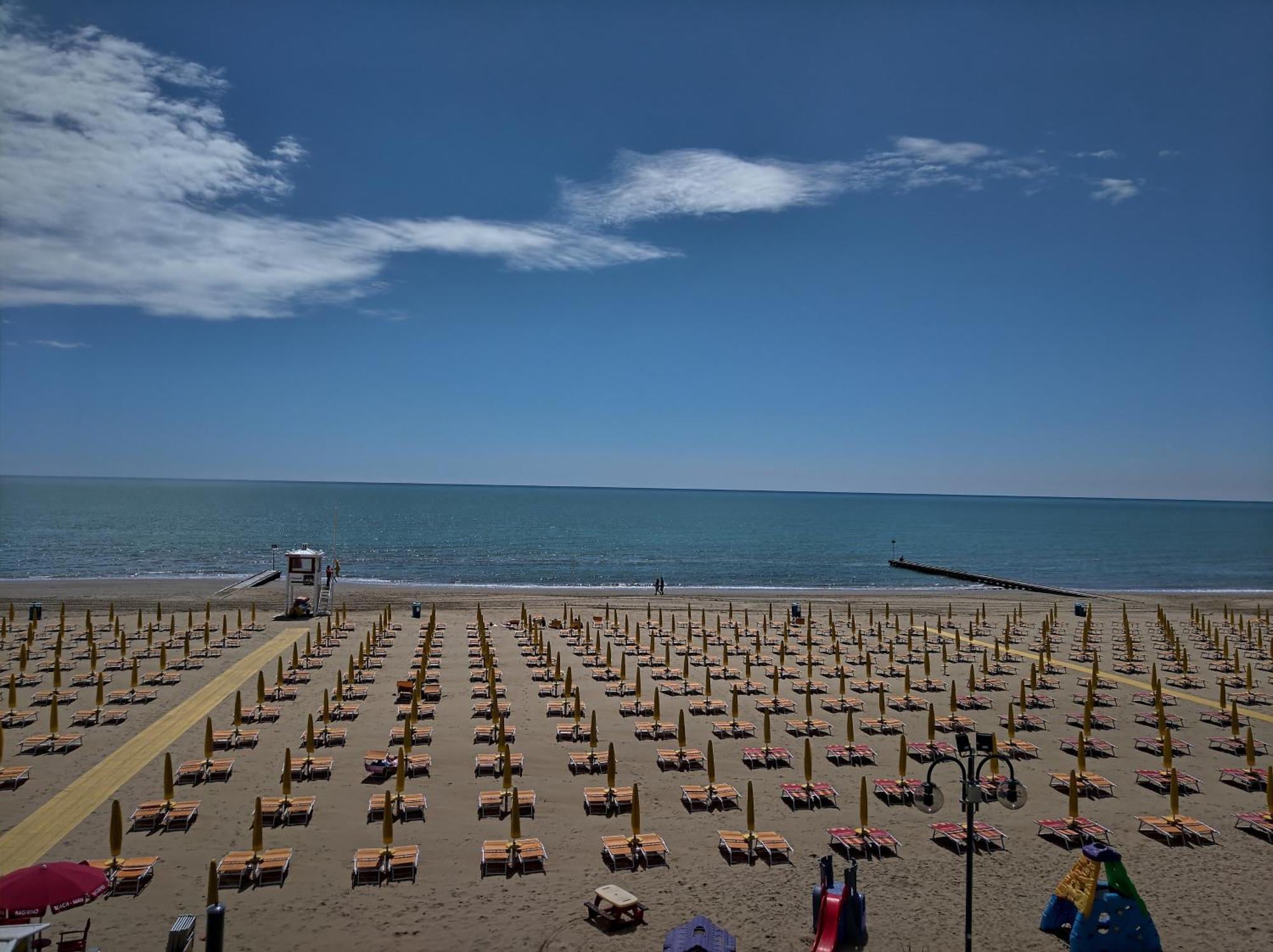Deluxe Triple Room Sea View