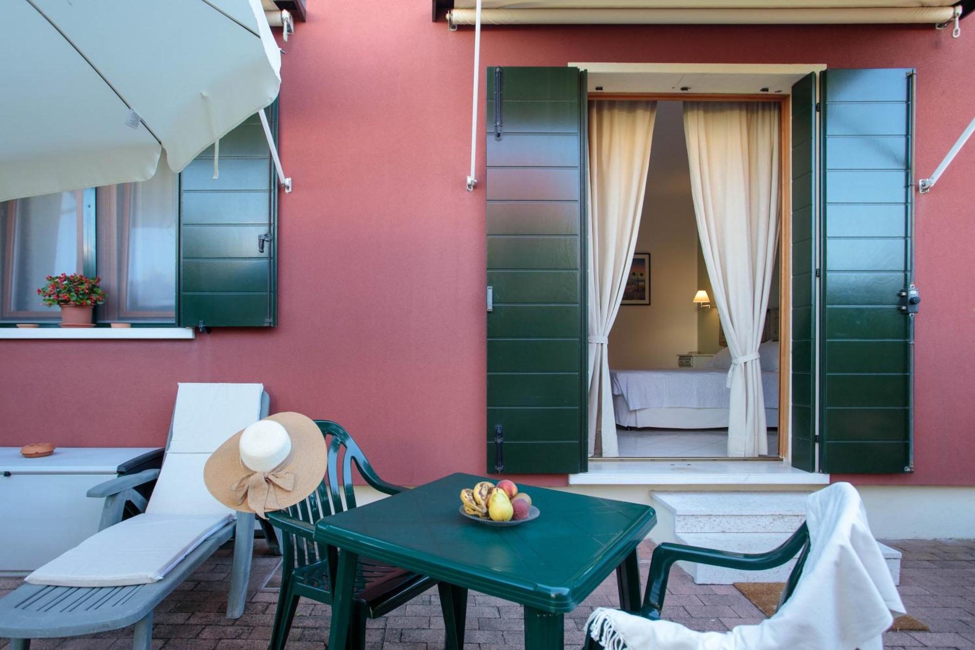 Double Room Garden View