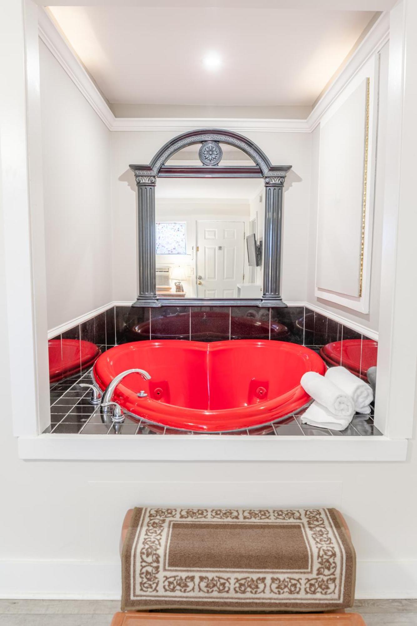 King Room Spa Bath