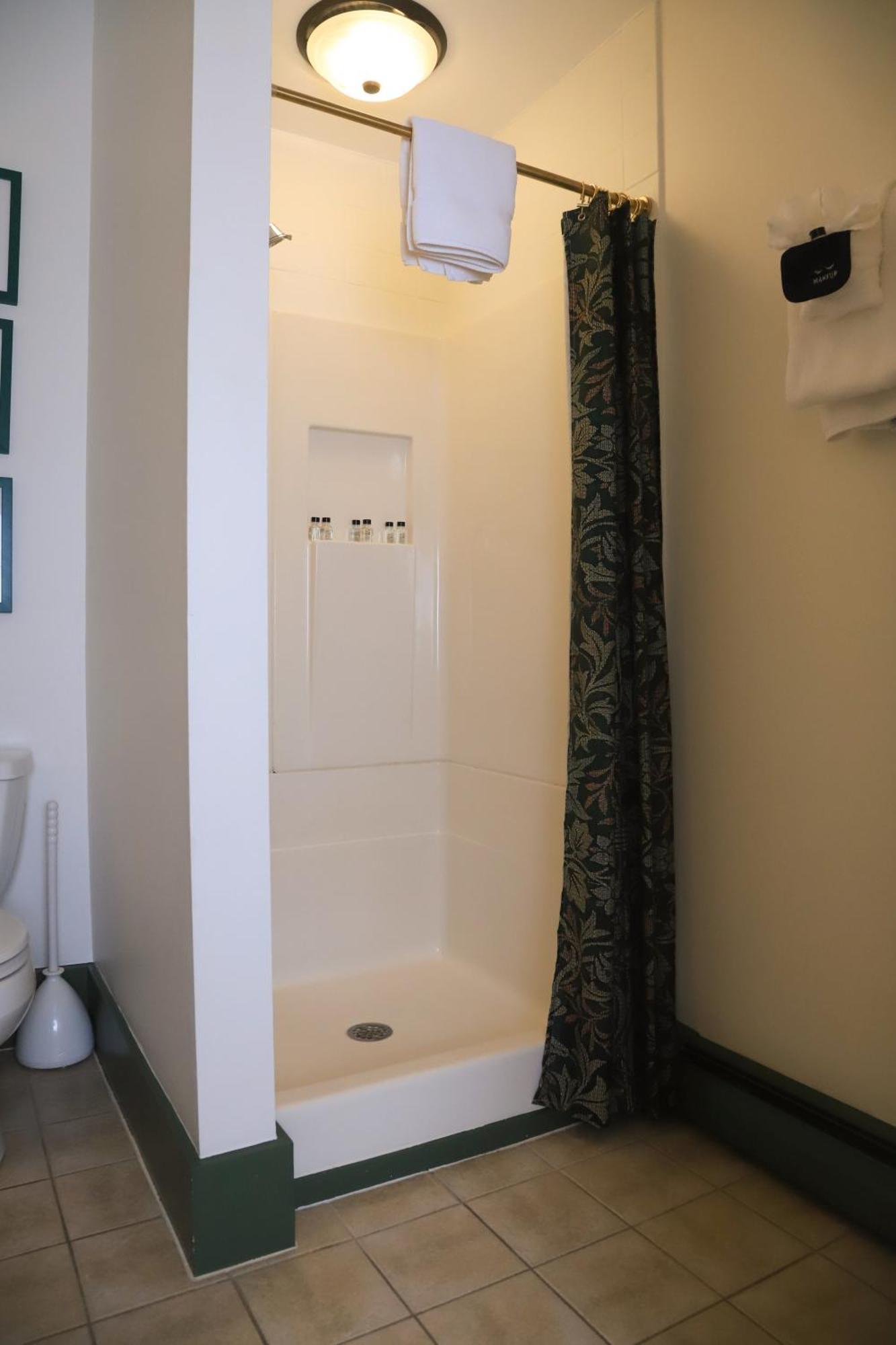 Double Room Private External Bathroom
