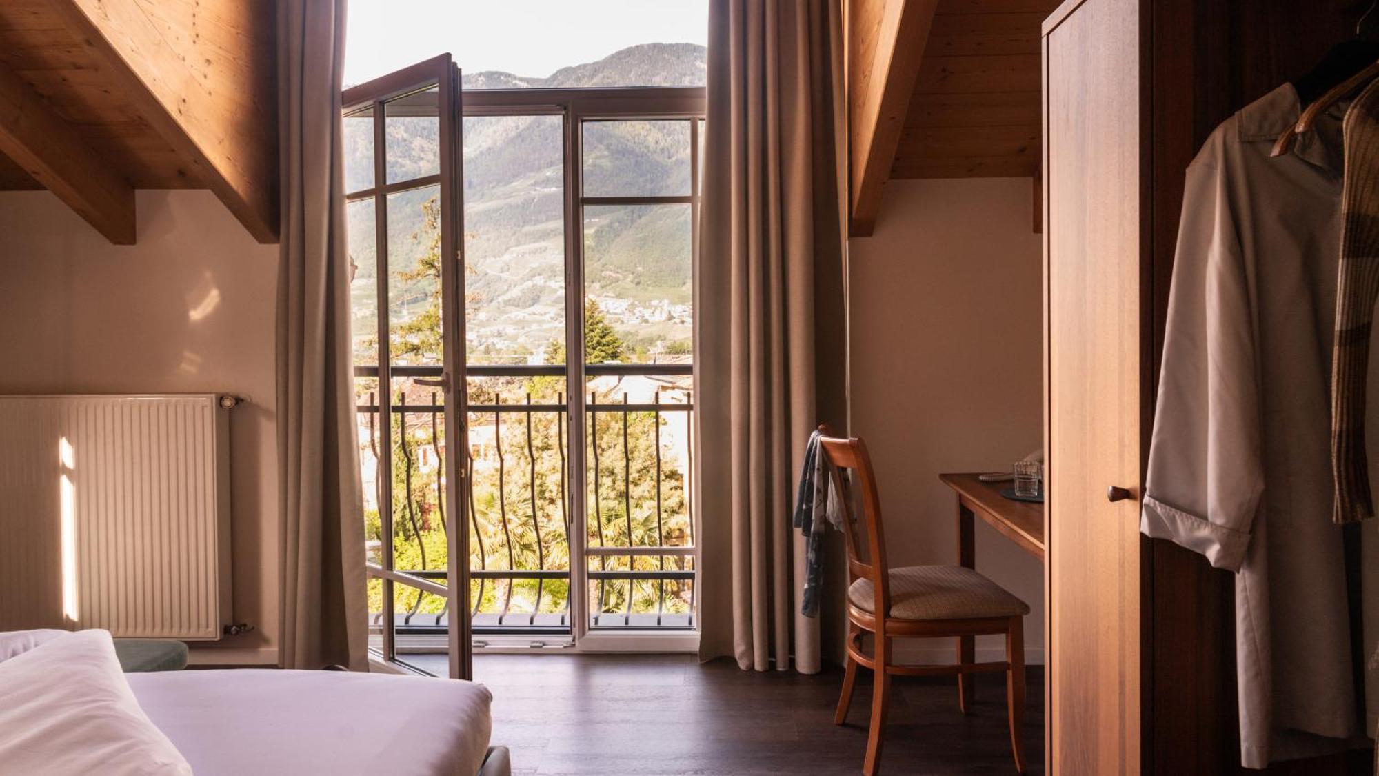 Standard Double Room Vista