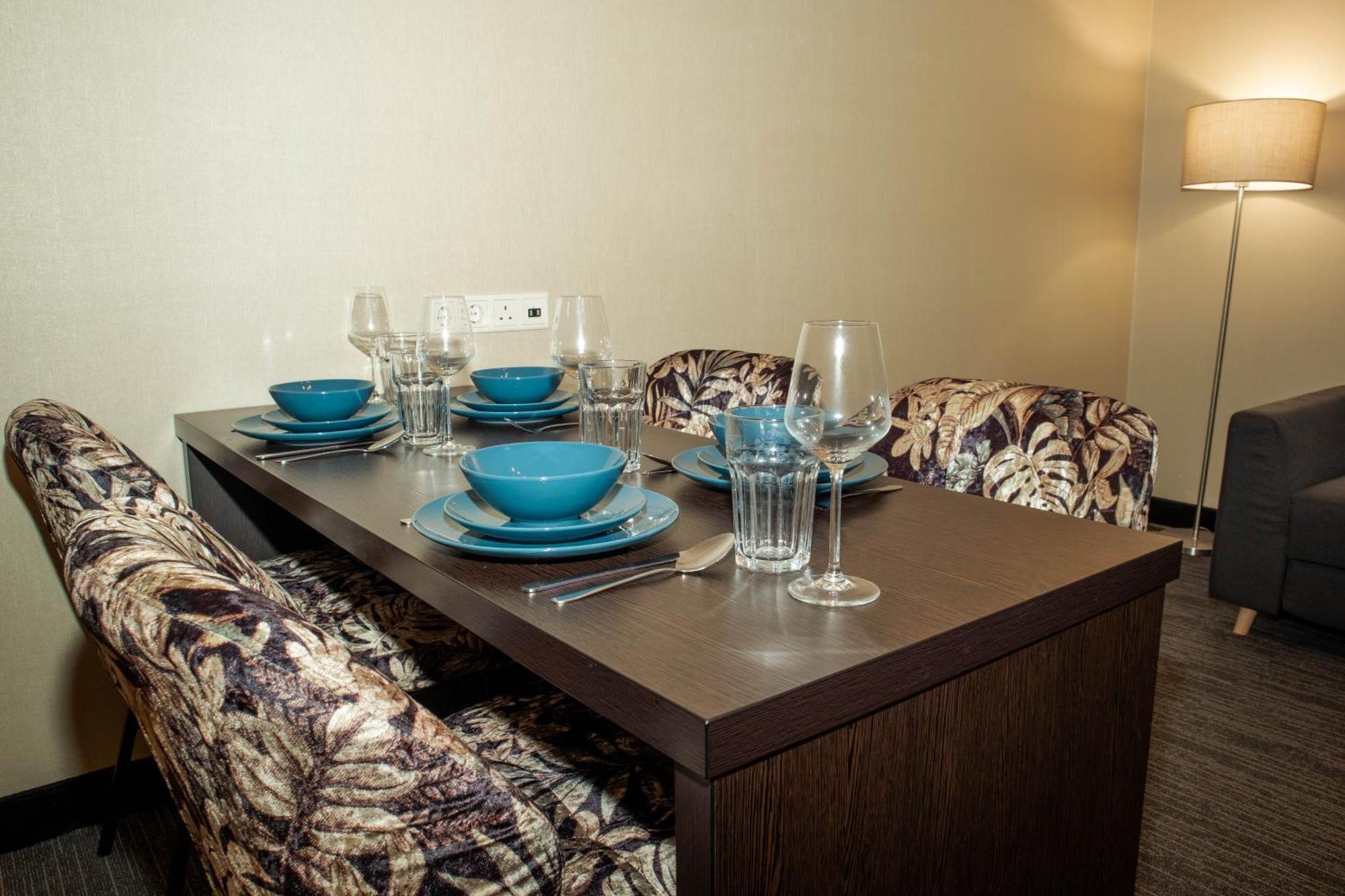 Deluxe Apartment