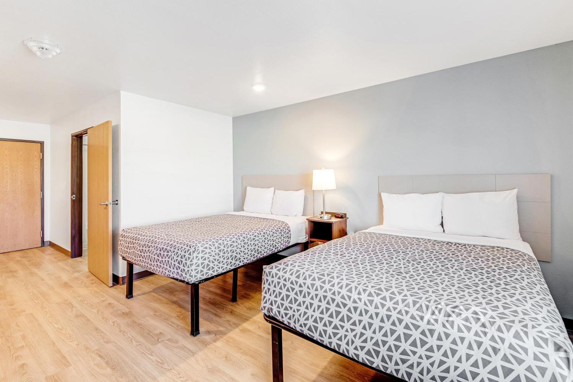 Double Room Two Double Beds Non-Smoking