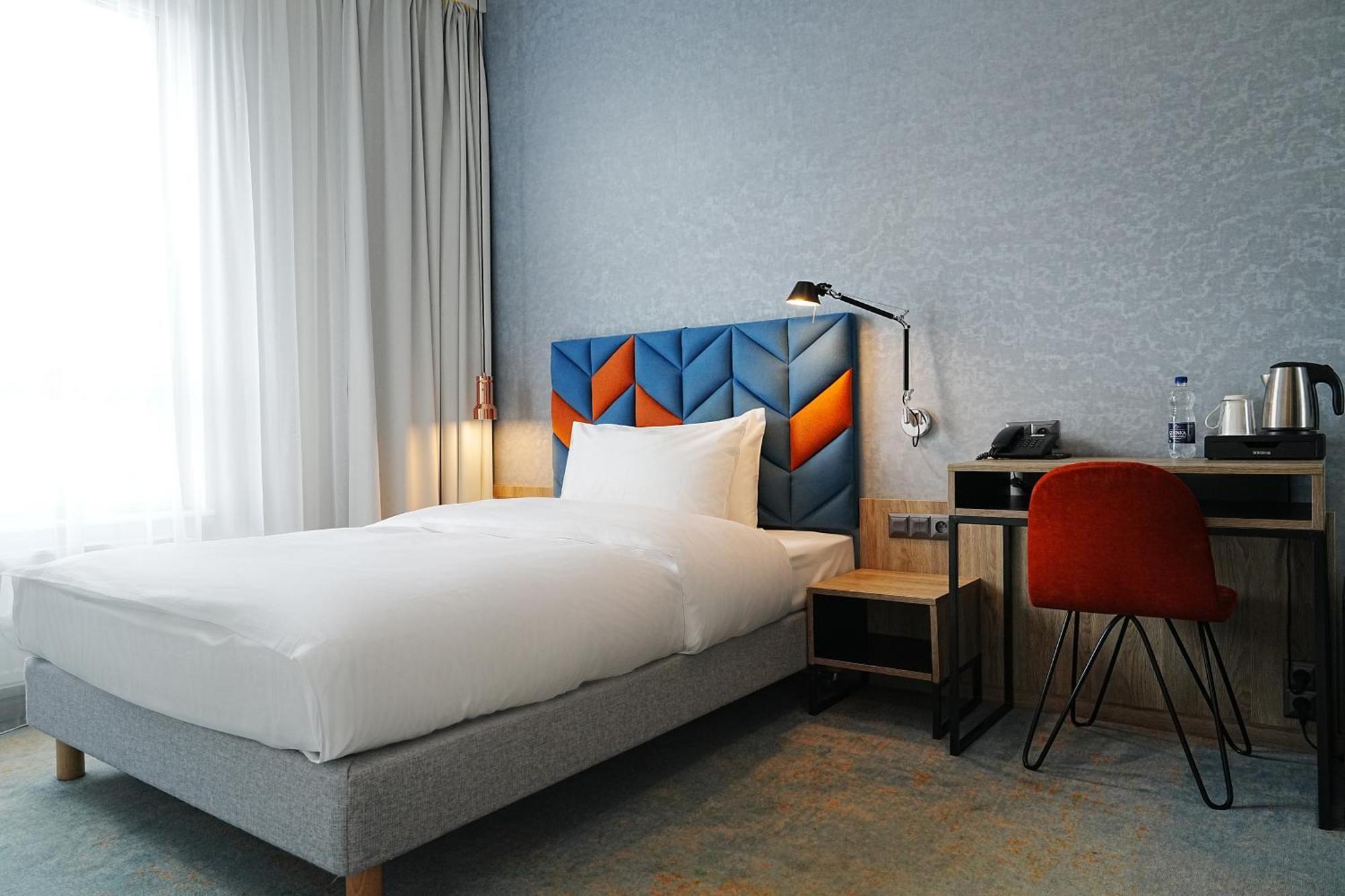 Deluxe Single Room
