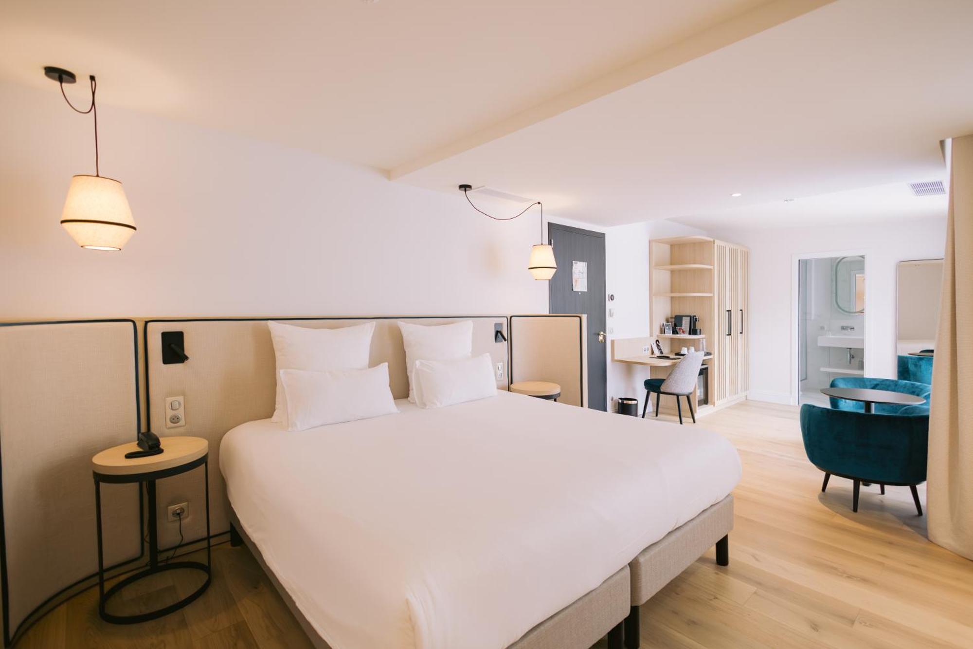 Junior Suite,1605406017:JPEG