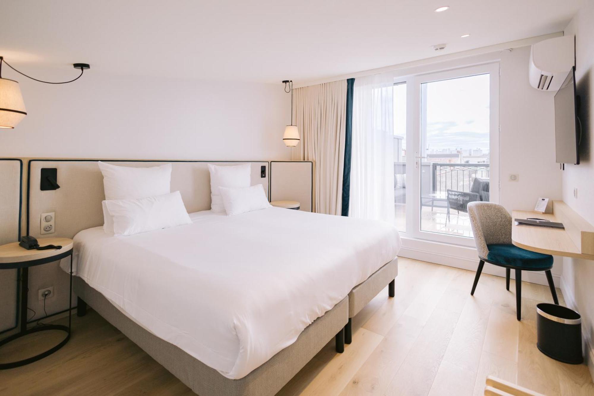 Suite Terrace,1605406033:JPEG