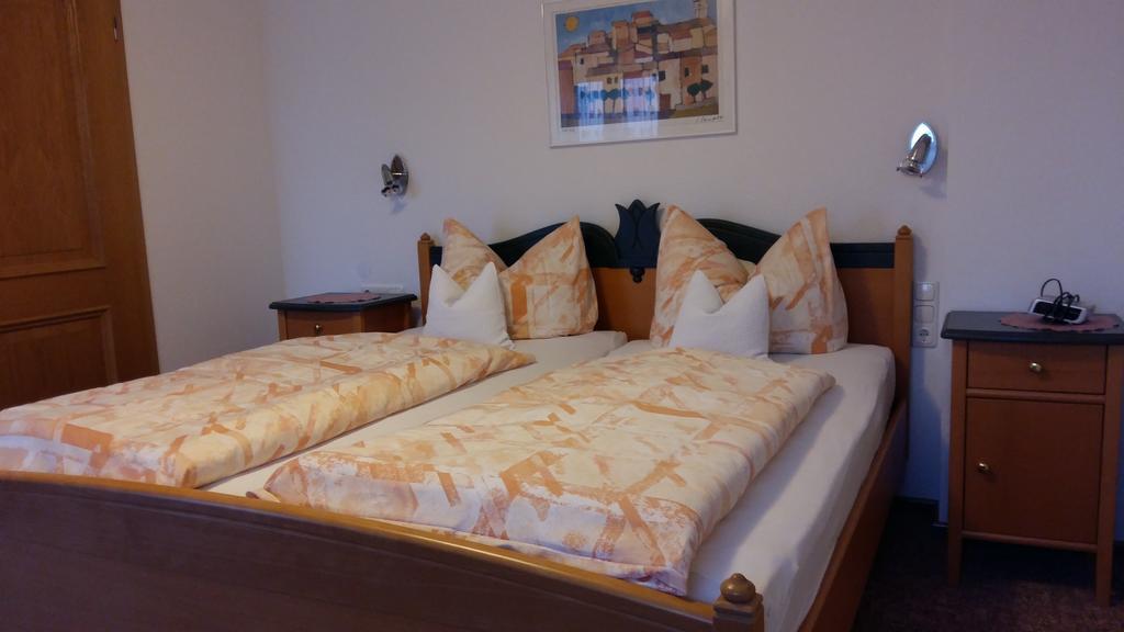 Apartment,243903865:JPEG