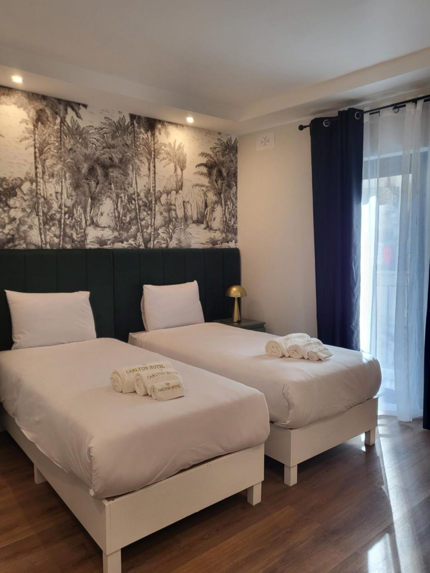 Double or Twin Room Sea View